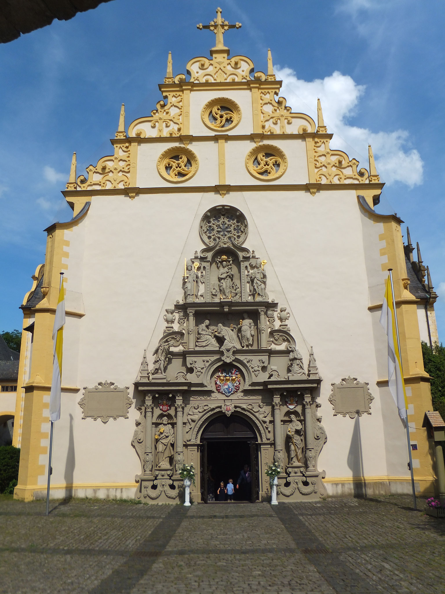 Besuch der Wallfahrtskirche „Maria im Sand“