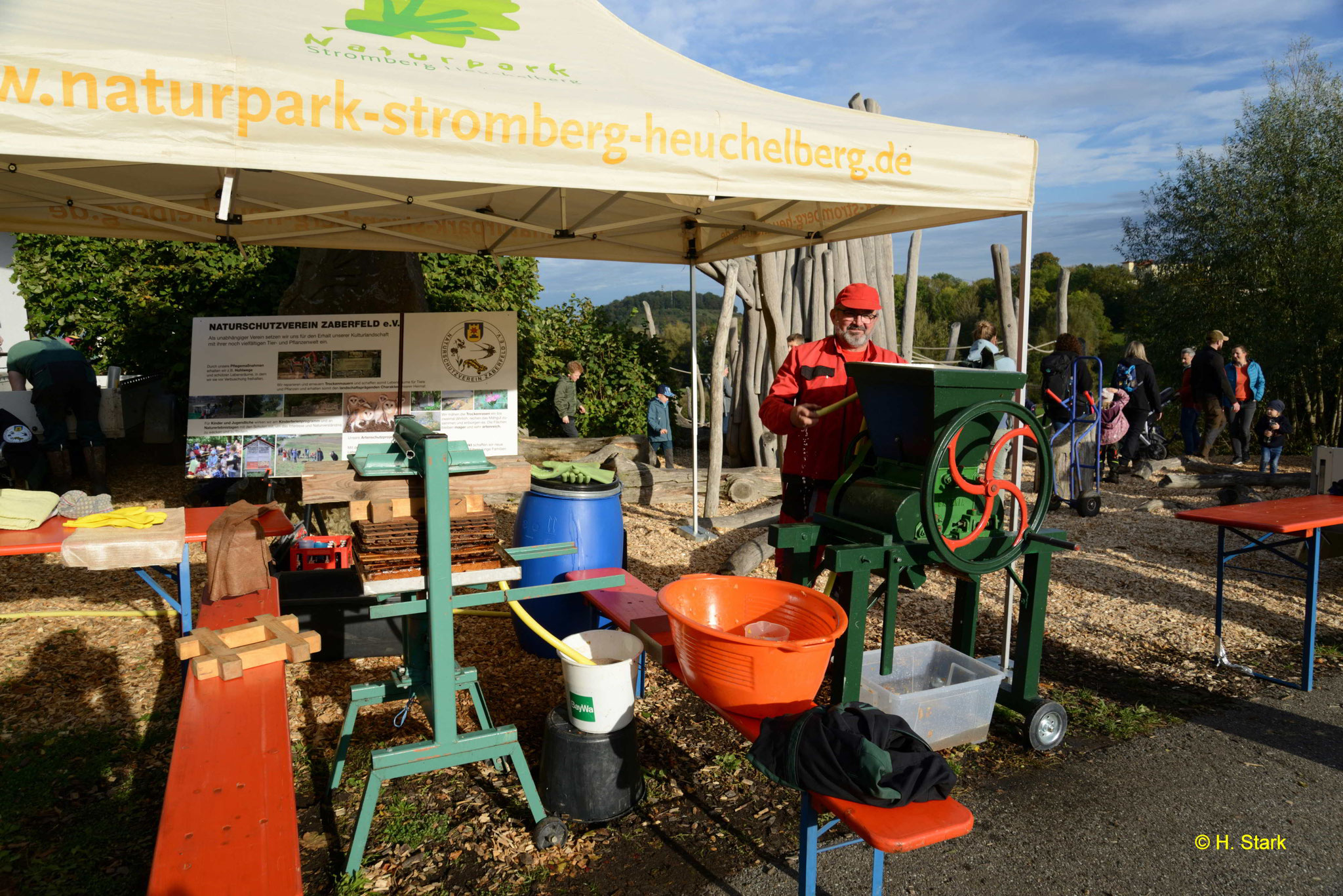 Der Stand beim Naturparkzentrum nahe dem Ehmetsklingen Stausee
