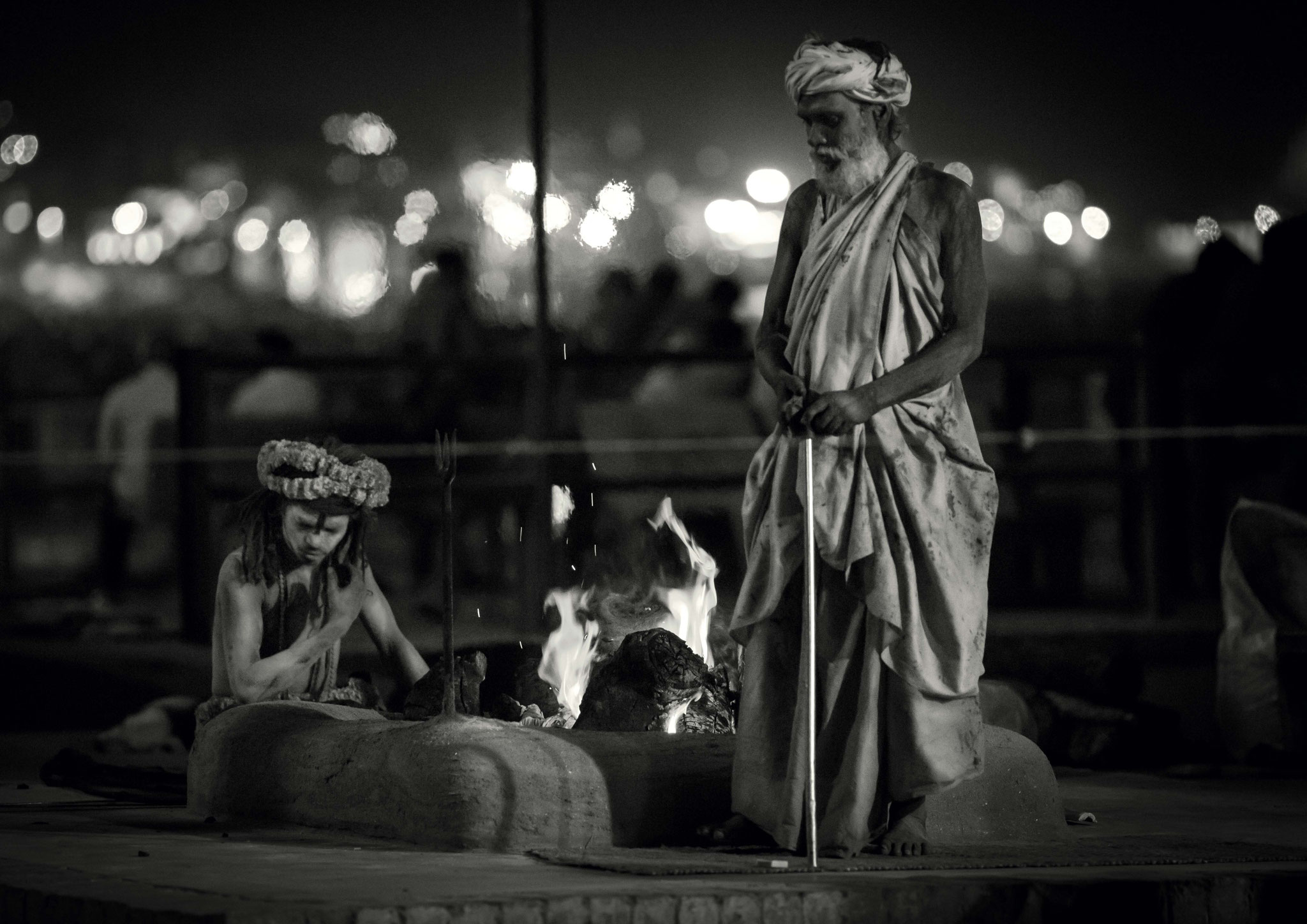 Der Ganges ist Kultstätte und Wäscherei. Jeder Hindu sollte einmal im Ganges gebadet haben. Ein Bad im Ganges soll Sünden vergeben und Heil bringen. Ein grosses Problem sind Abwässer und Müll.