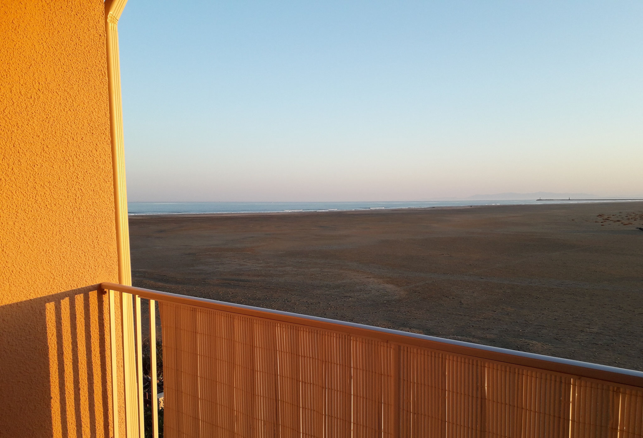 Meerblick vom Balkon - Abendsonne