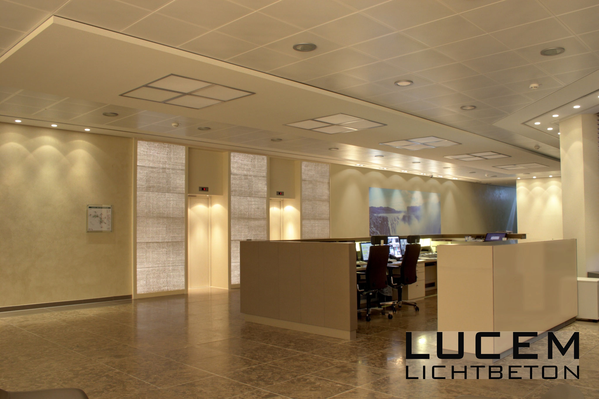 Signal Iduna, Dortmund LUCEM Lichtbeton