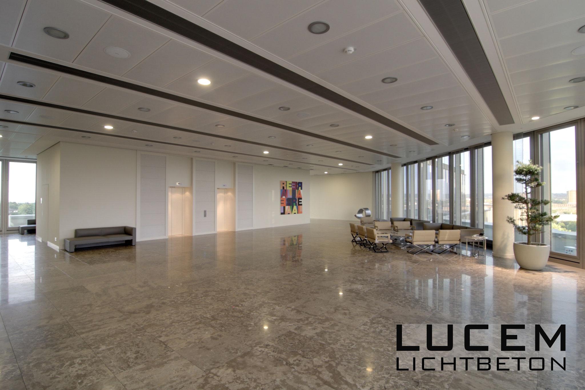 Signal Iduna, Dortmund LUCEM Lichtbeton