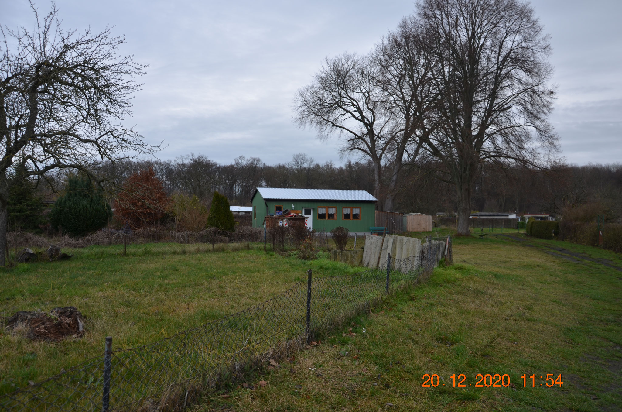 Vereinshaus mit neuem Blech