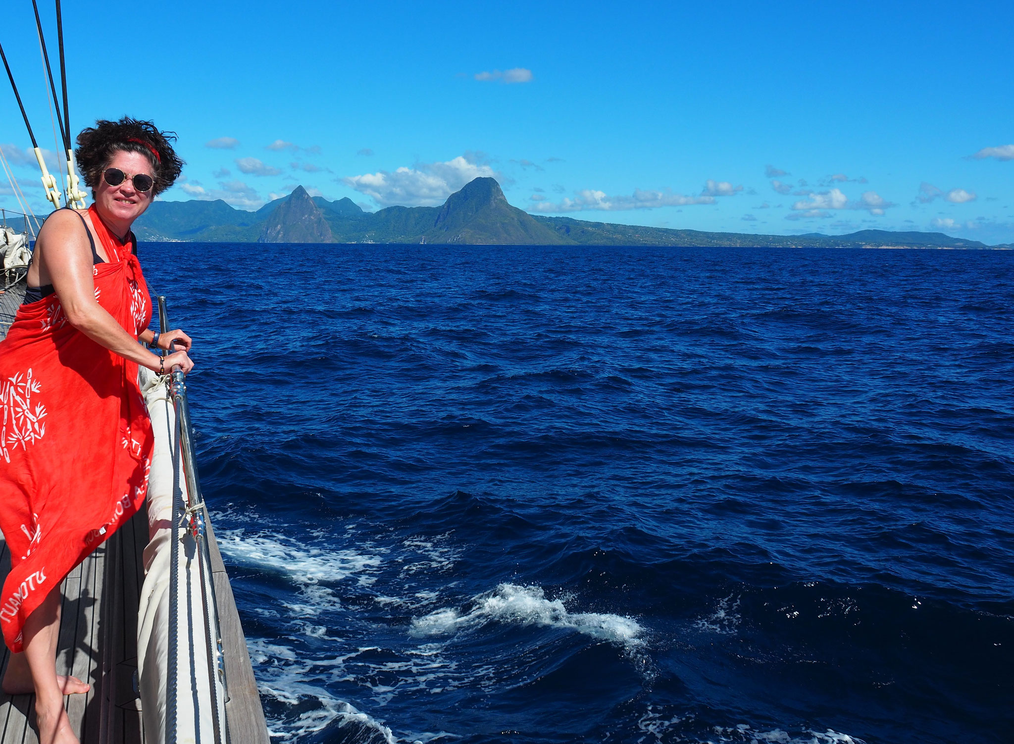 ... die Pitons von St. Lucia sind schon in Sichtweite