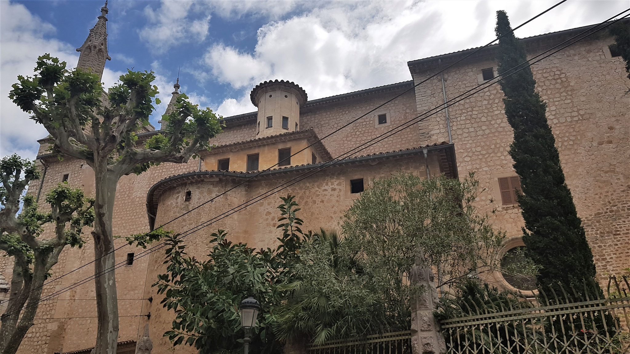 ... das malerische Städtchen Sóller