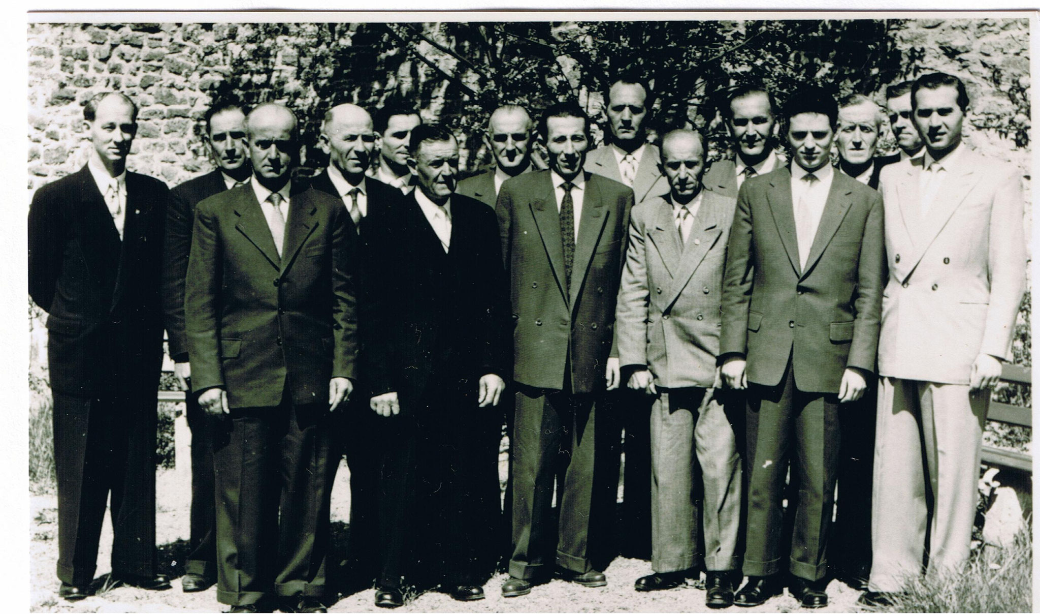 Gemeinderat mit Bürgermeister Theodor Bachmann (Bildmitte hinten), 1958