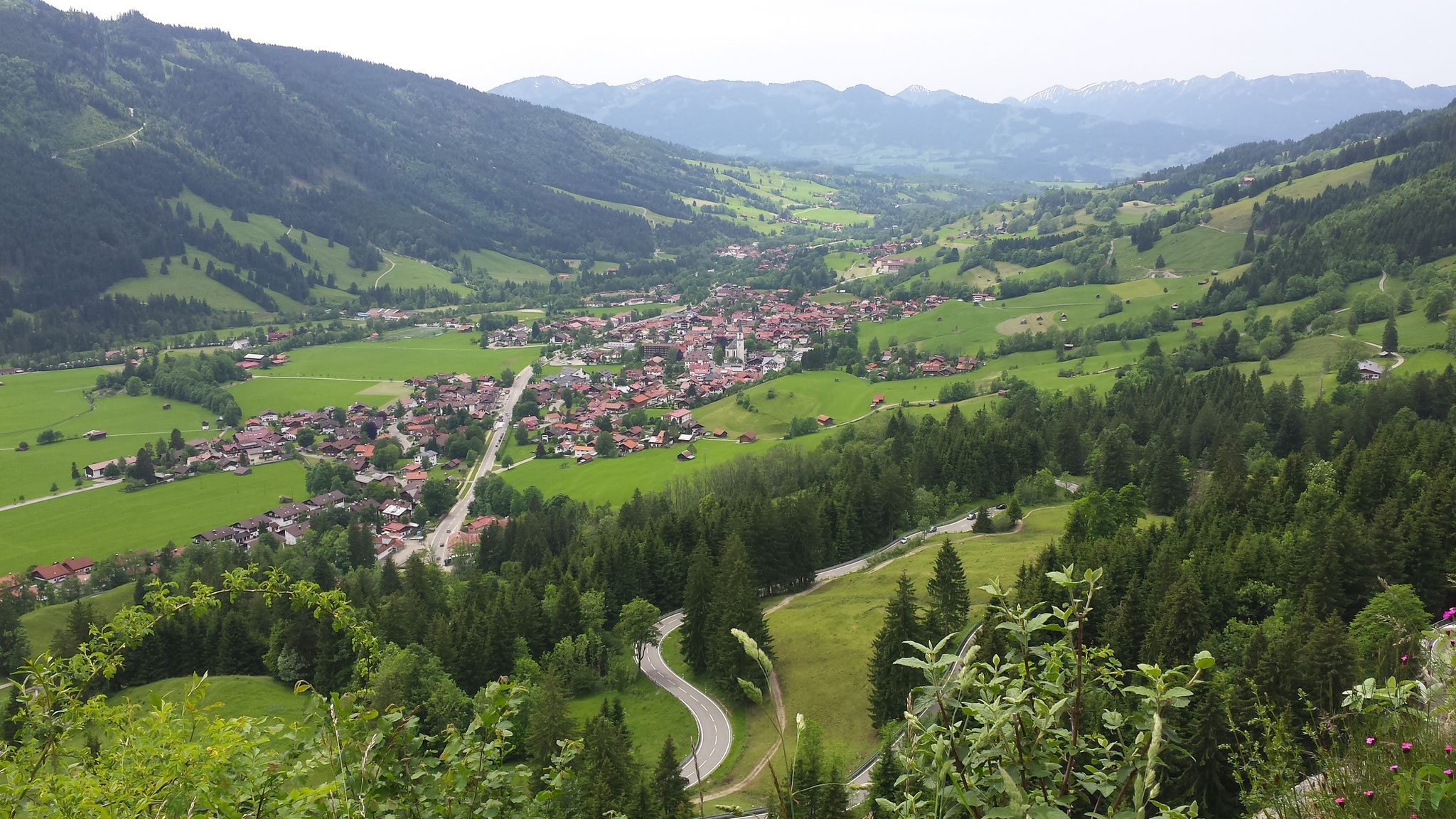 ... mit Blick auf Bad-Hindelang