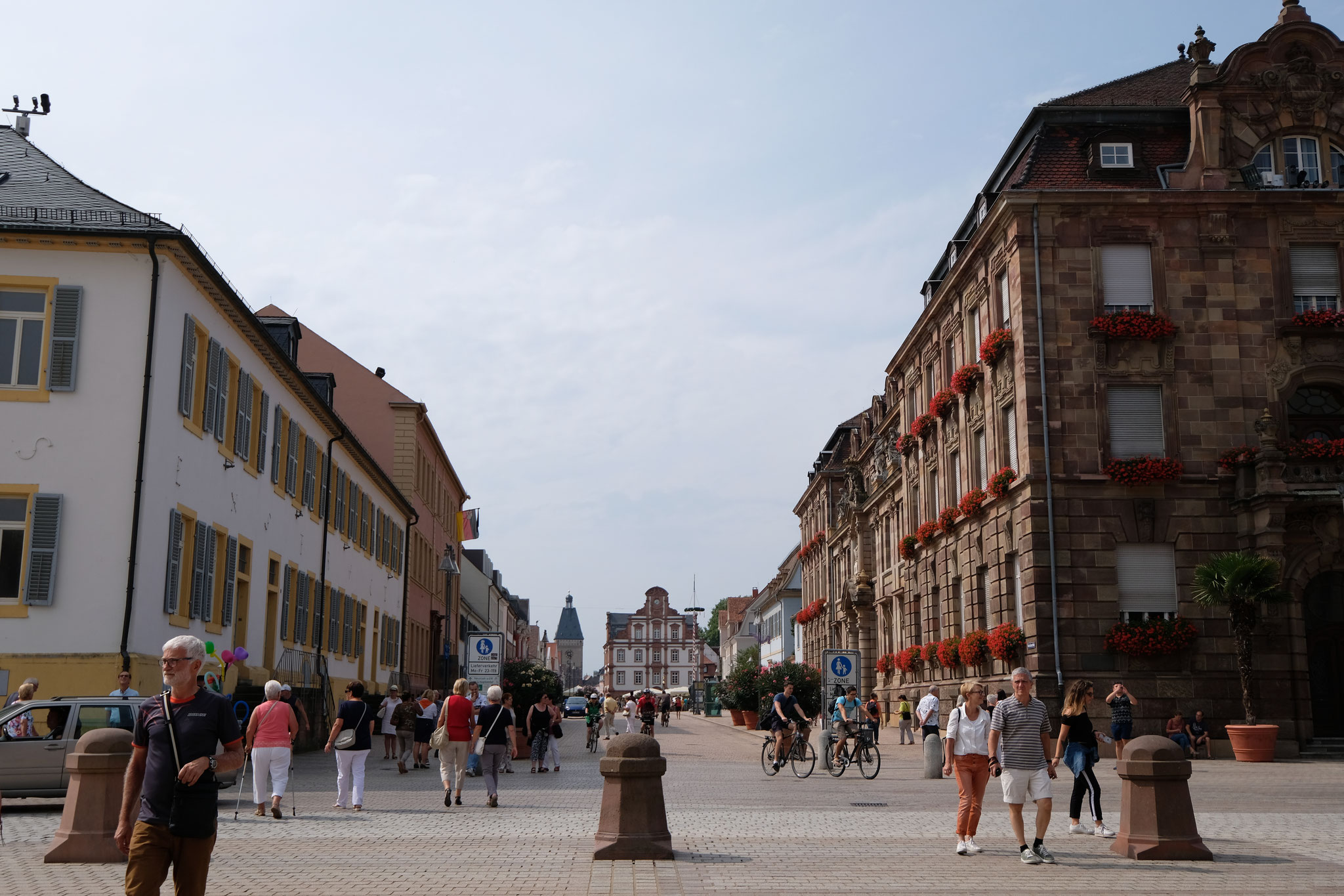 Blick vom Dom zu Speyer in die Maximilianstraße