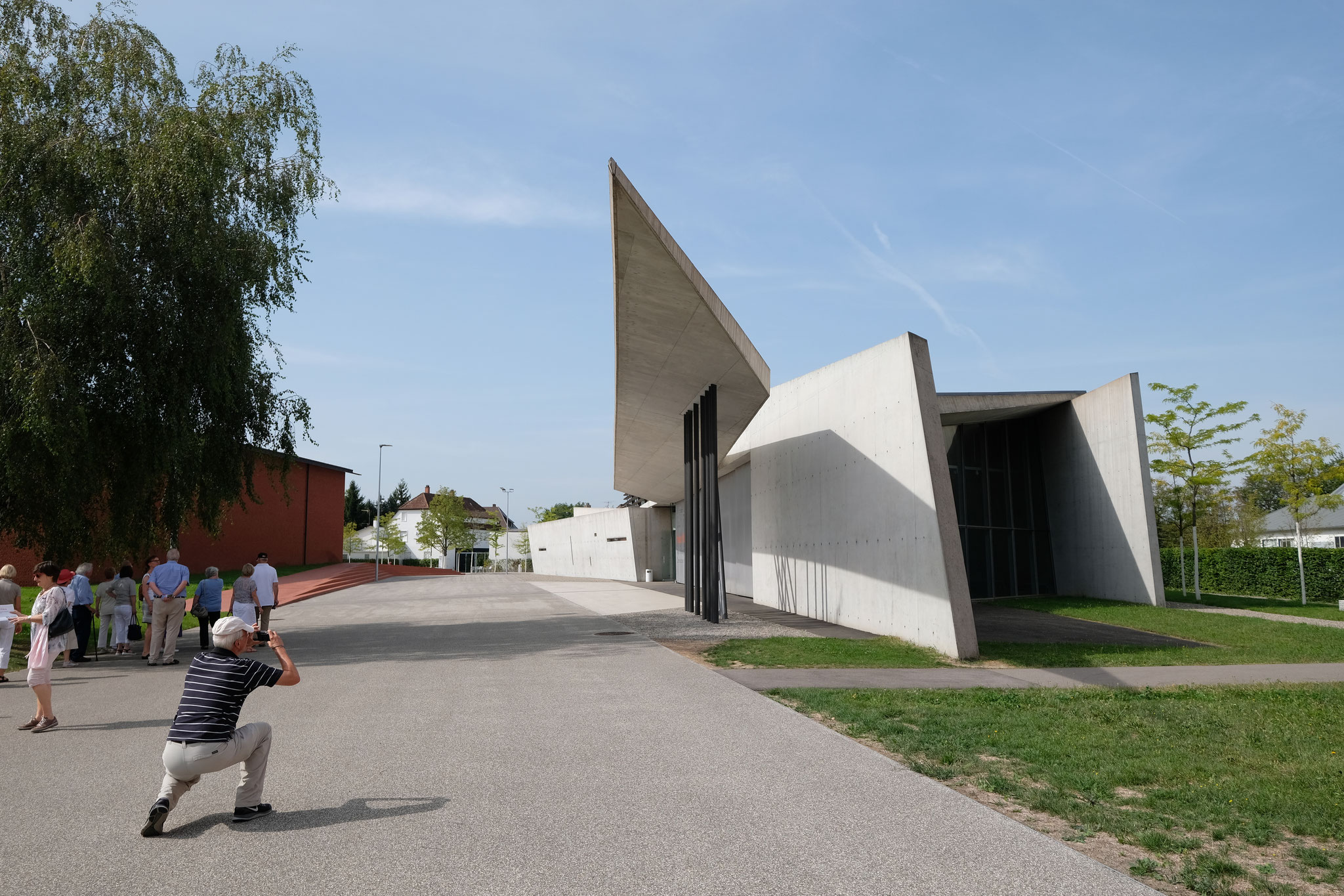 Vitra Campus in Weil am Rhein - Blick auf die Fire Station, Architektin Zaha Hadid