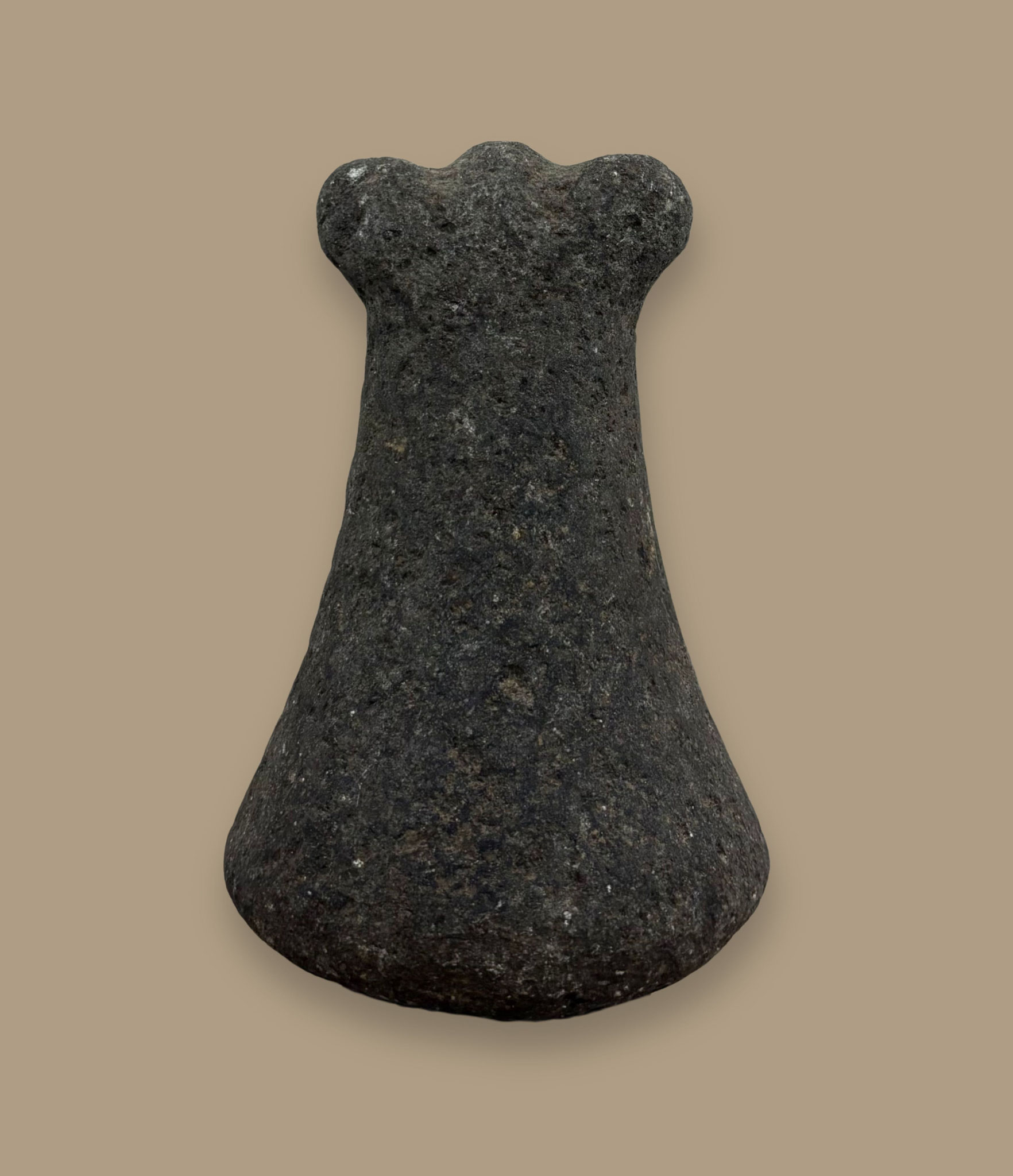 N°4634 MARQUISES Penu ancien Basalte H12 XIXe siècle