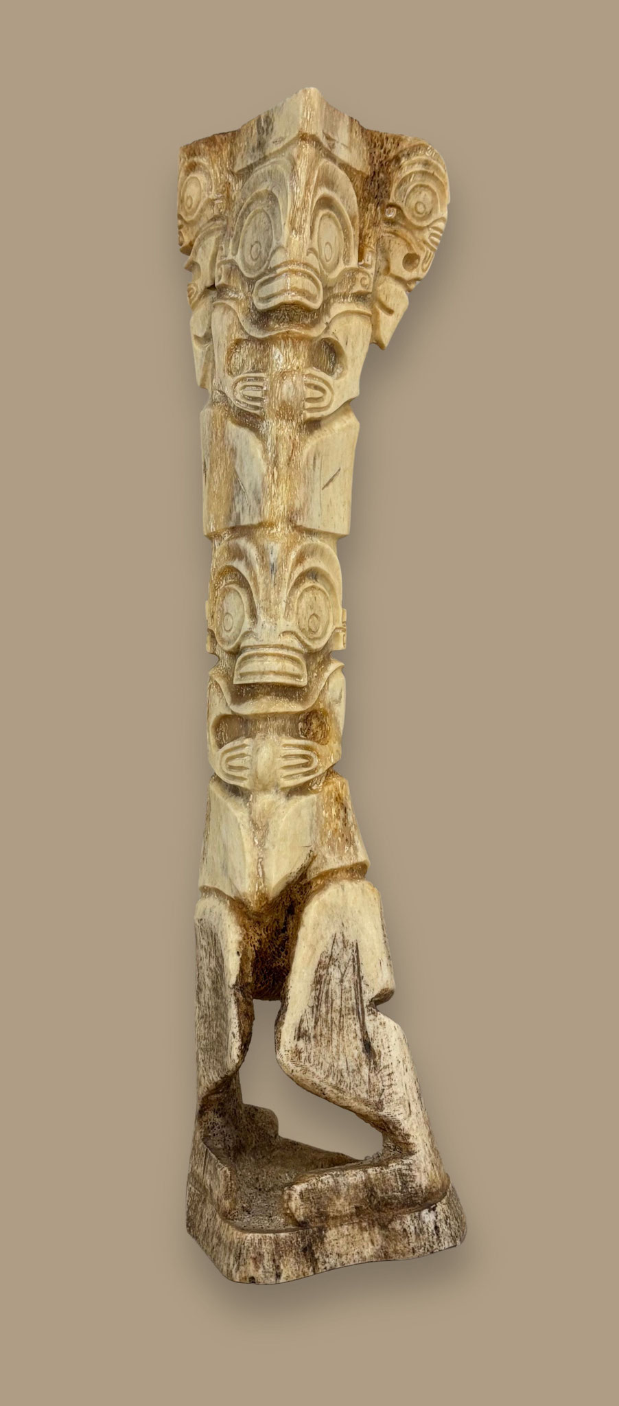 N°4462 MARQUISES Os sculpté N°2 Os de bœuf H38 