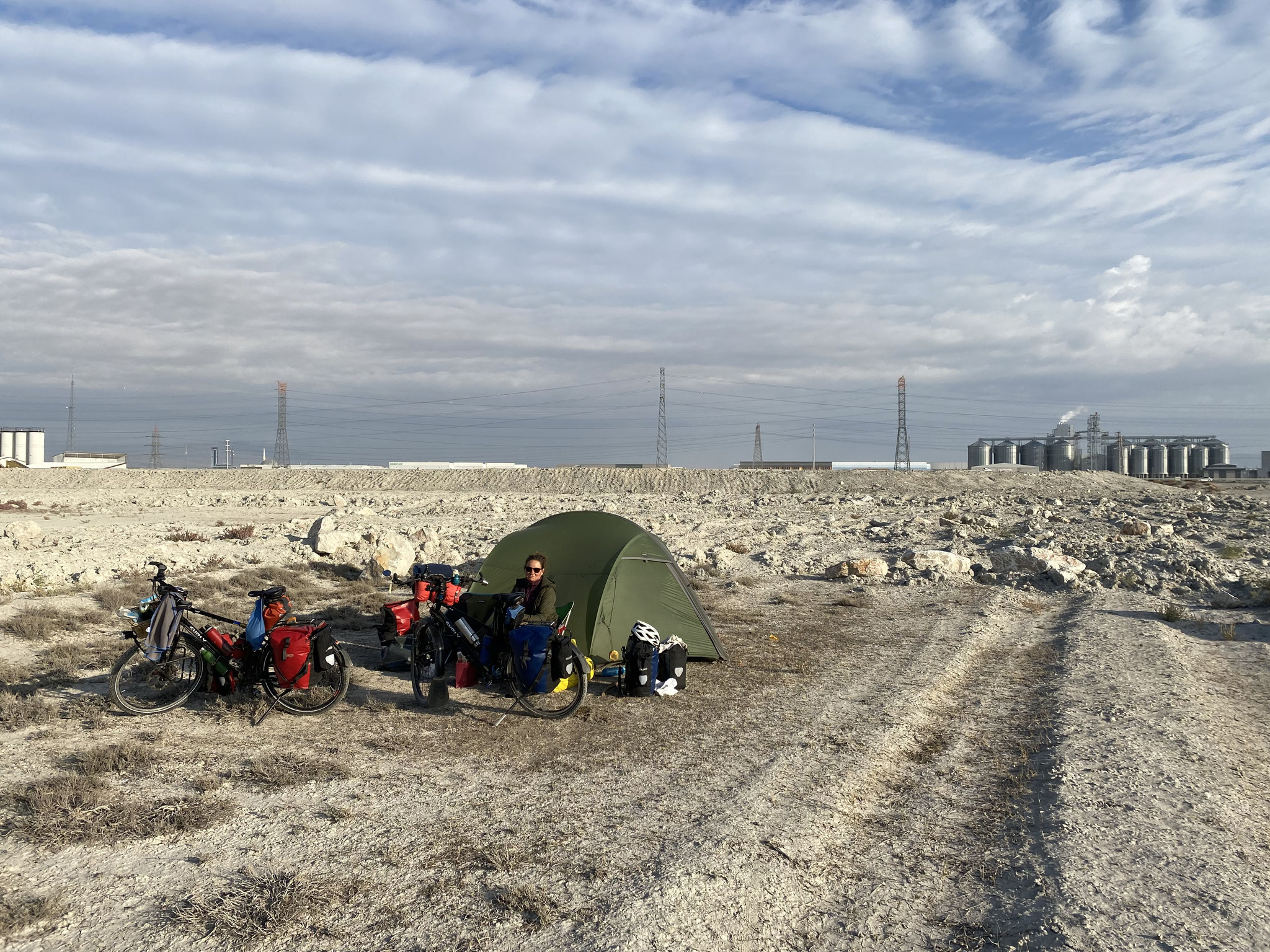 Nicht immer sind die Campingmöglichkeiten optimal...