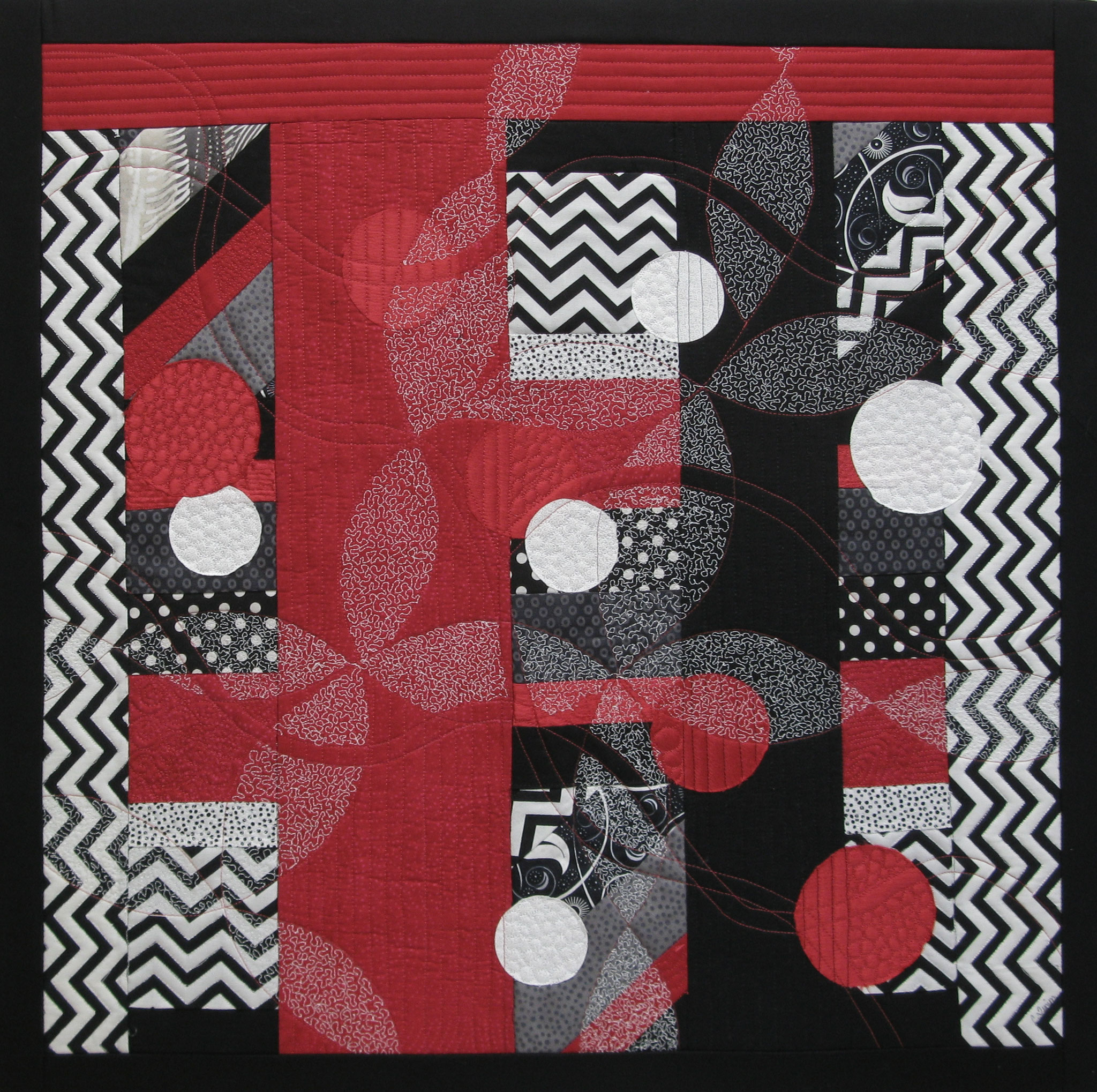 PATTERNS Red, Black & White 26.5 x 26.5 fibre mixed media 