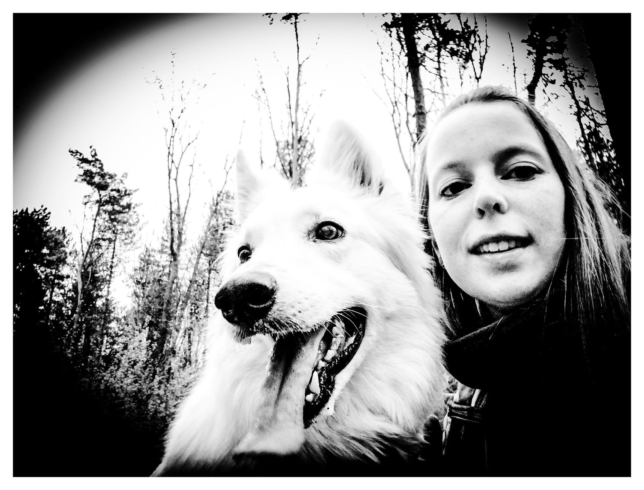 Kaly & me in het hondenbos II