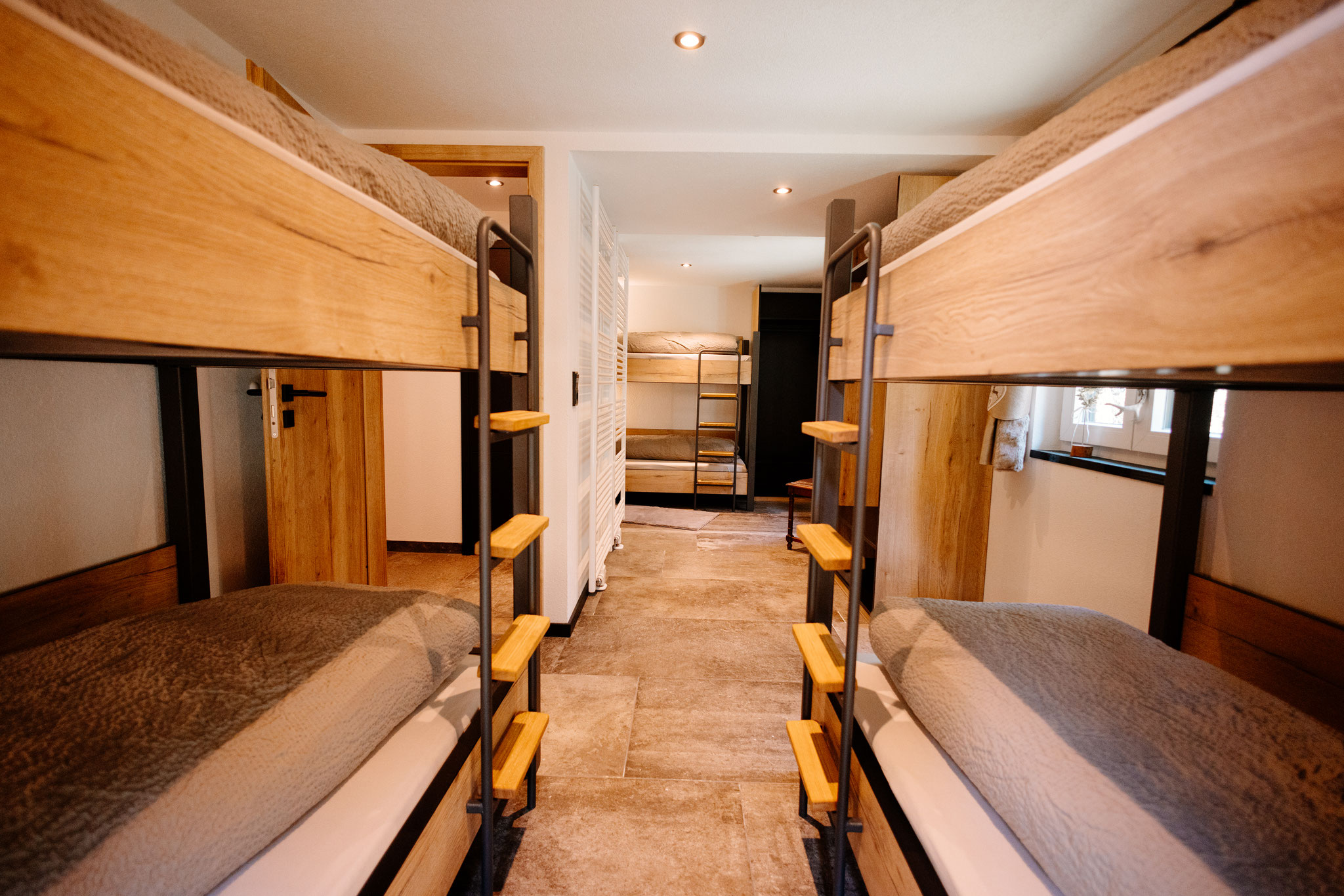 6-Bettzimmer