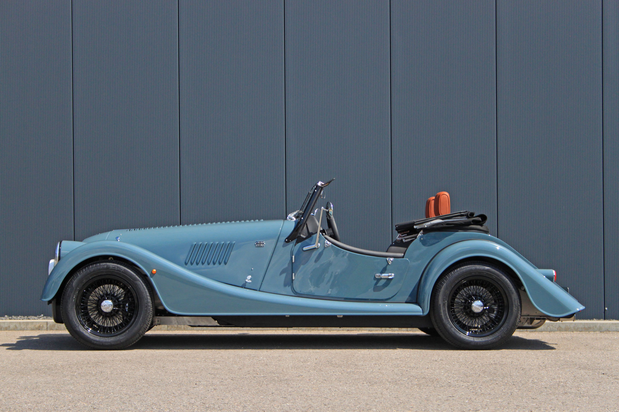 Morgan Plus Four Seite Links