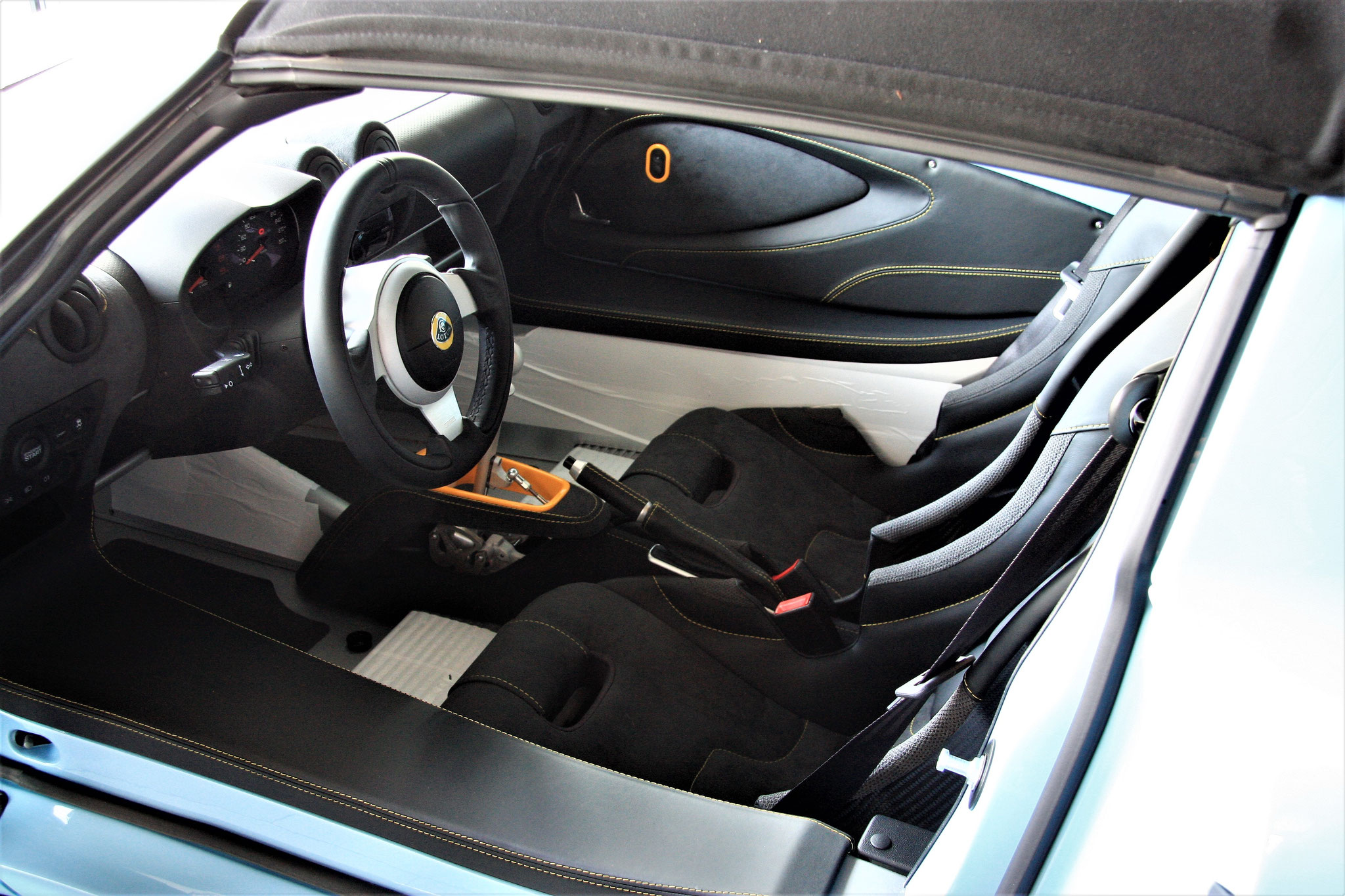 Lotus Elise Cup 250 Innenraum