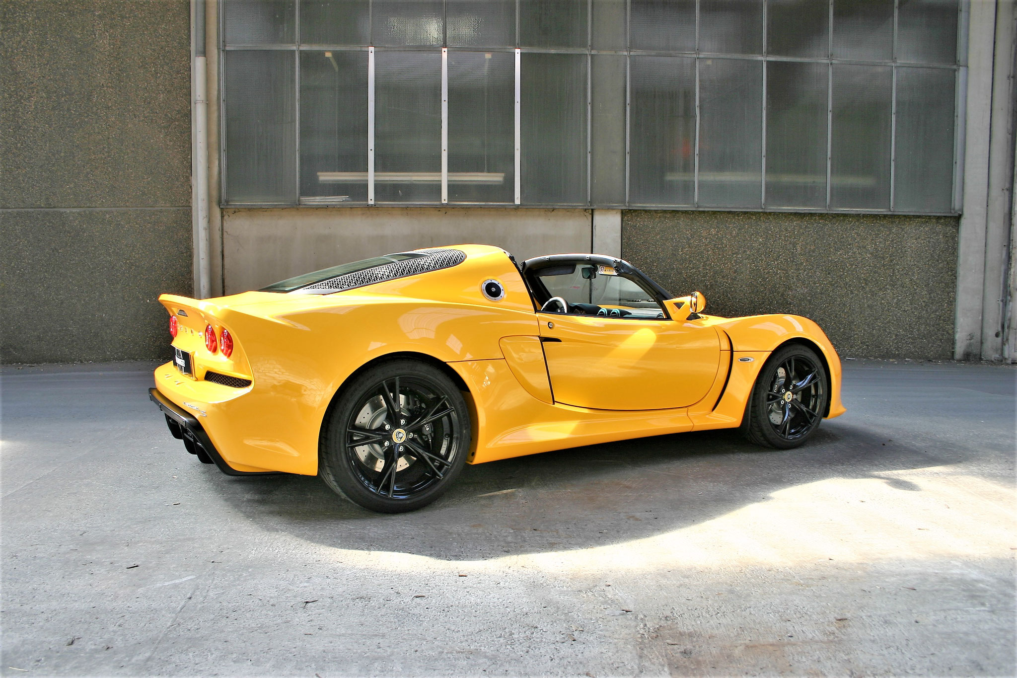 Lotus Exige S Roadster Seitenansicht hinten