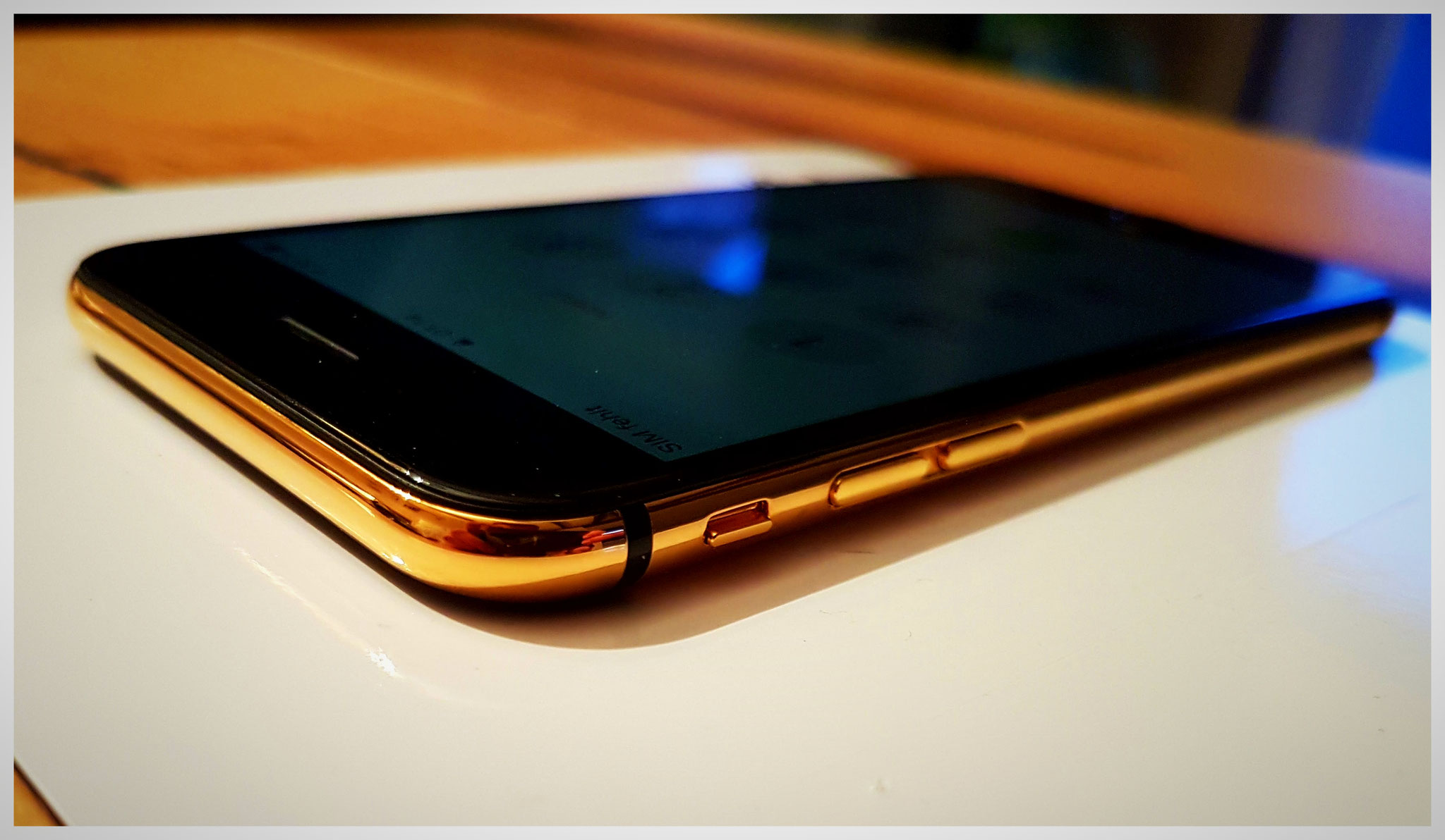 iPhone 6s, Ausgangsfarbe: gold mit weißem Display