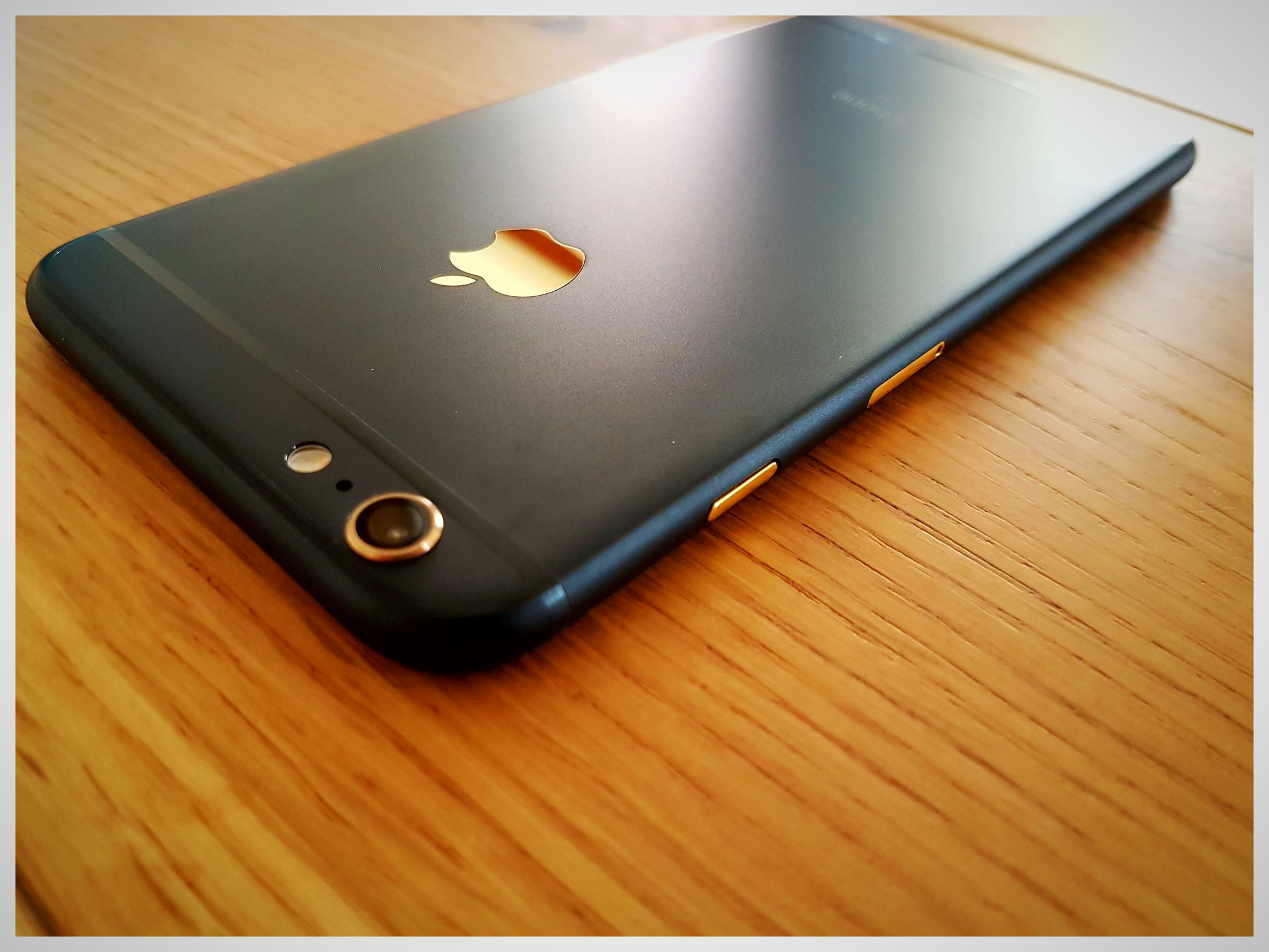 iPhone 6s plus. Ausgangsfarbe: space gray