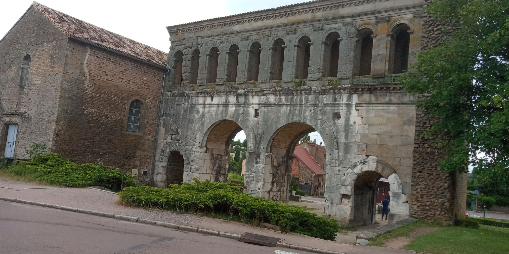 Autun - porte St-André