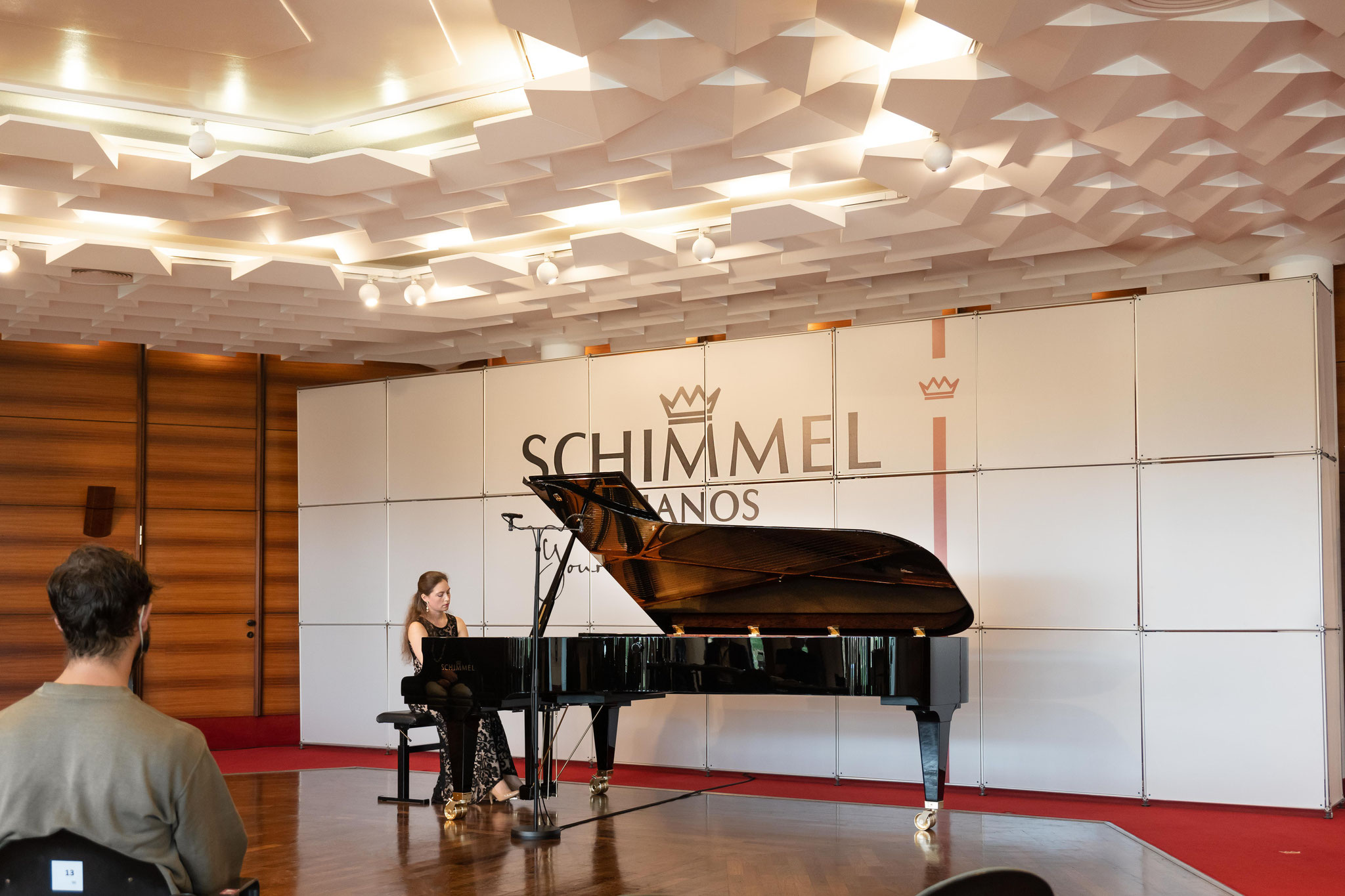 Pianistin Schimmel Klavierwettbewerb 2021