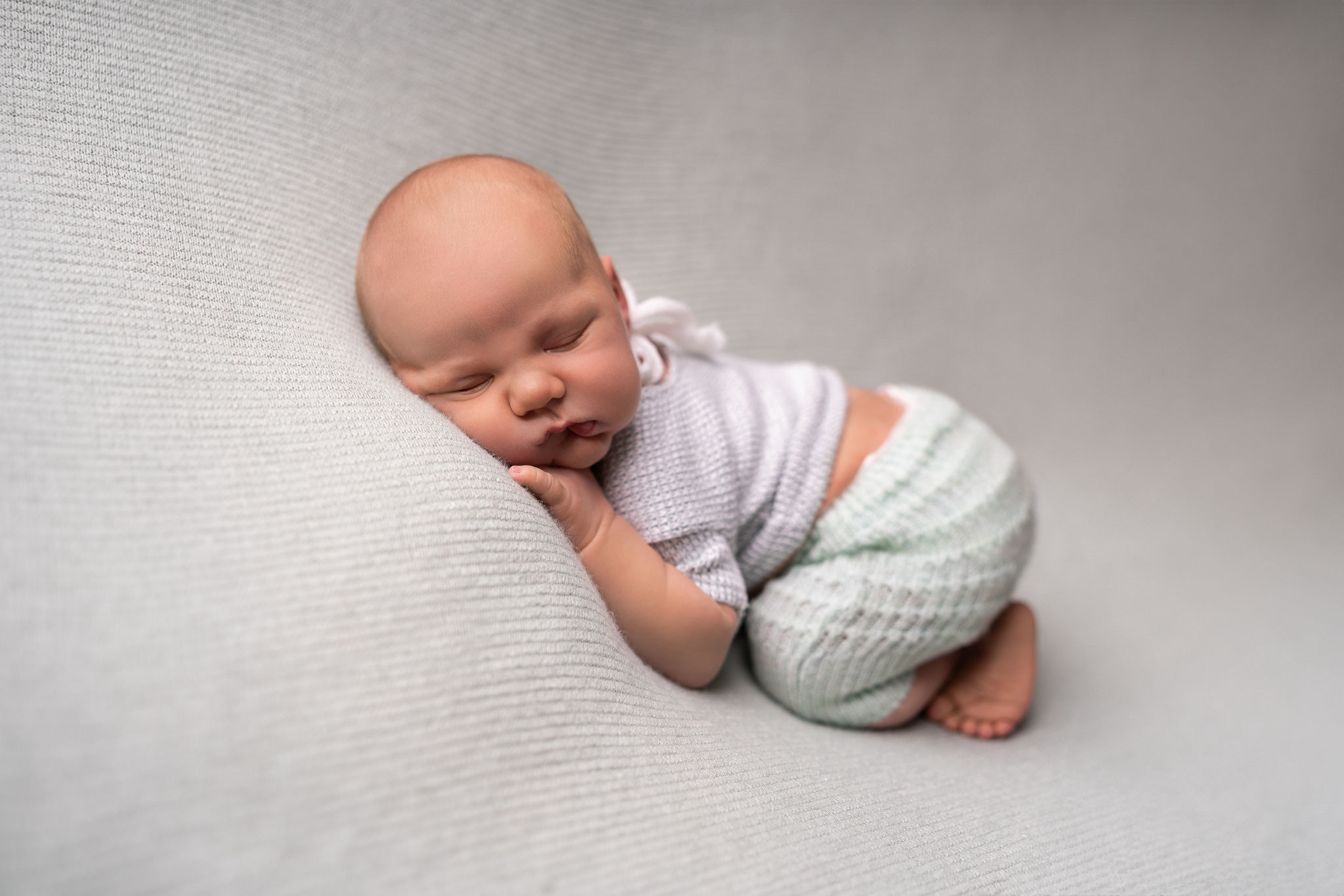 Babyfotograf Frankfurt am Main, Babyfotograf Aschaffenburg, Babyfotograf Darmstadt Babyfotoshooting Frankfurt, Babyfotoshooting Aschaffenburg, Babyfotoshooting Offenbach, Babyfotoshooting Hanau