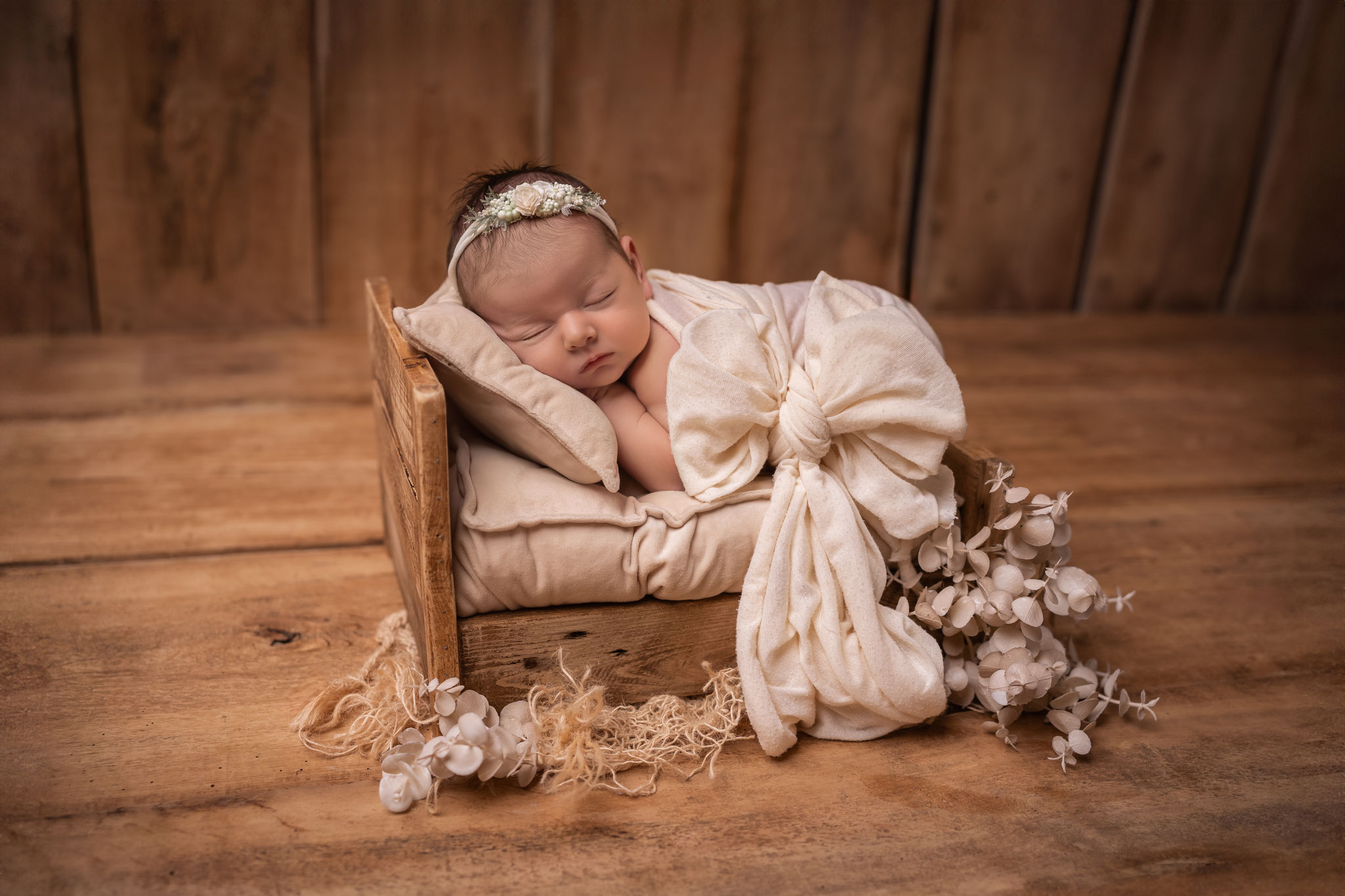 Babyfotoshooting Darmstadt Dieburg, Babyfotograf Darmstadt Babyfotograf Frankfurt am Main, Babybauchshooting Frankfurt, Babyfotos Aschaffenburg, Babyfotoshooting Aschaffenburg, Newbornshooting Mannheim, Newbornshooting Wiesbaden, Babyfotograf Odenwald