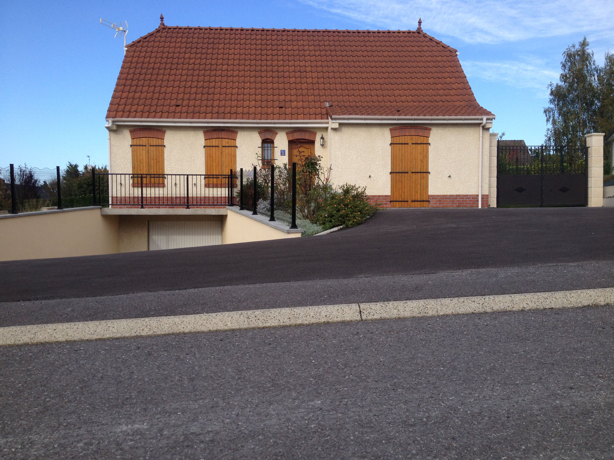 Photo 69 sur 73 AFFAIRE CRIMINELLE en Bande organisées « MES CHERS VOISINS » soit 6256 jours de persécutions criminelles en bandes organisées au cœur même des CARTELS DES HAUTS-DE-FRANCE
