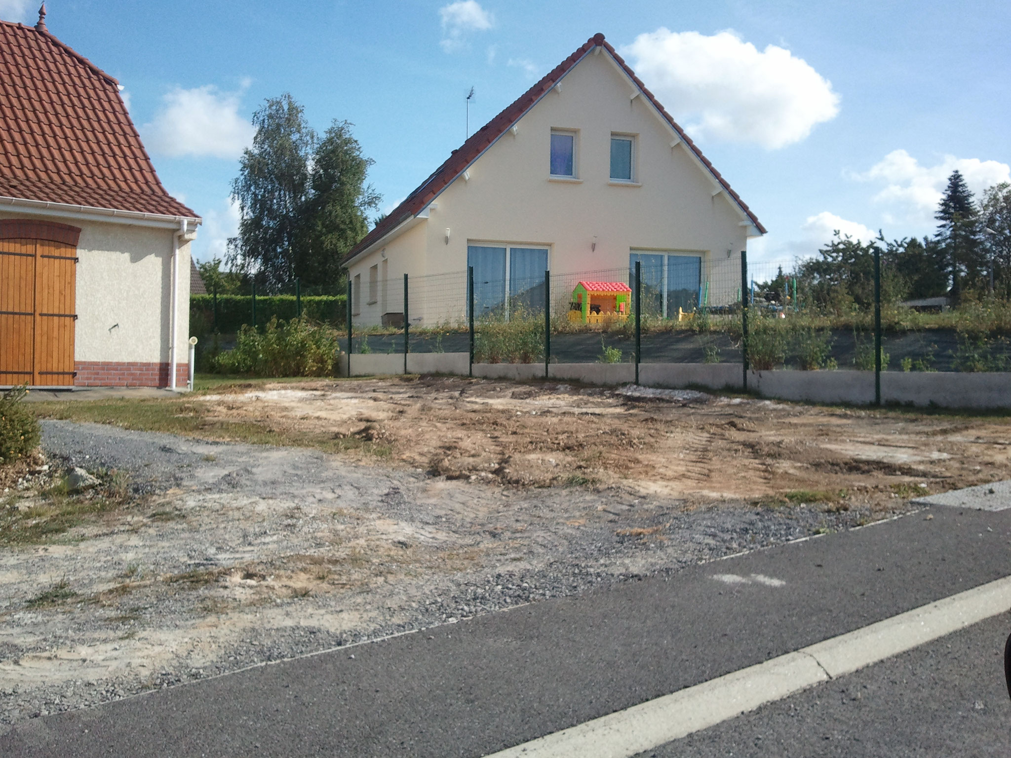 Photo 52 sur 73 AFFAIRE CRIMINELLE en Bande organisées « MES CHERS VOISINS » soit 6256 jours de persécutions criminelles en bandes organisées au cœur même des CARTELS DES HAUTS-DE-FRANCE