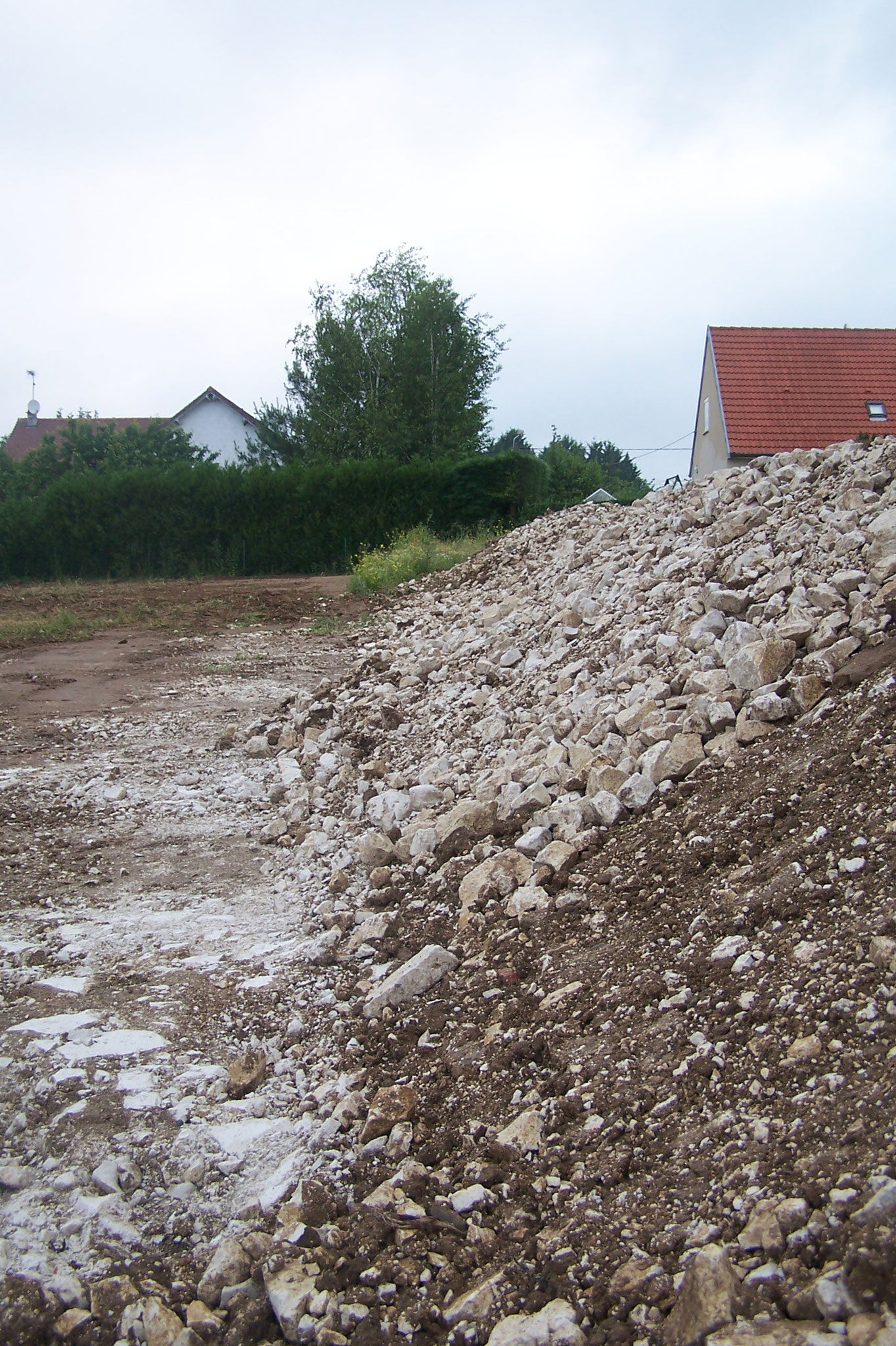 Photo 26 sur 73 AFFAIRE CRIMINELLE en Bande organisées « MES CHERS VOISINS » soit 6256 jours de persécutions criminelles en bandes organisées au cœur même des CARTELS DES HAUTS-DE-FRANCE