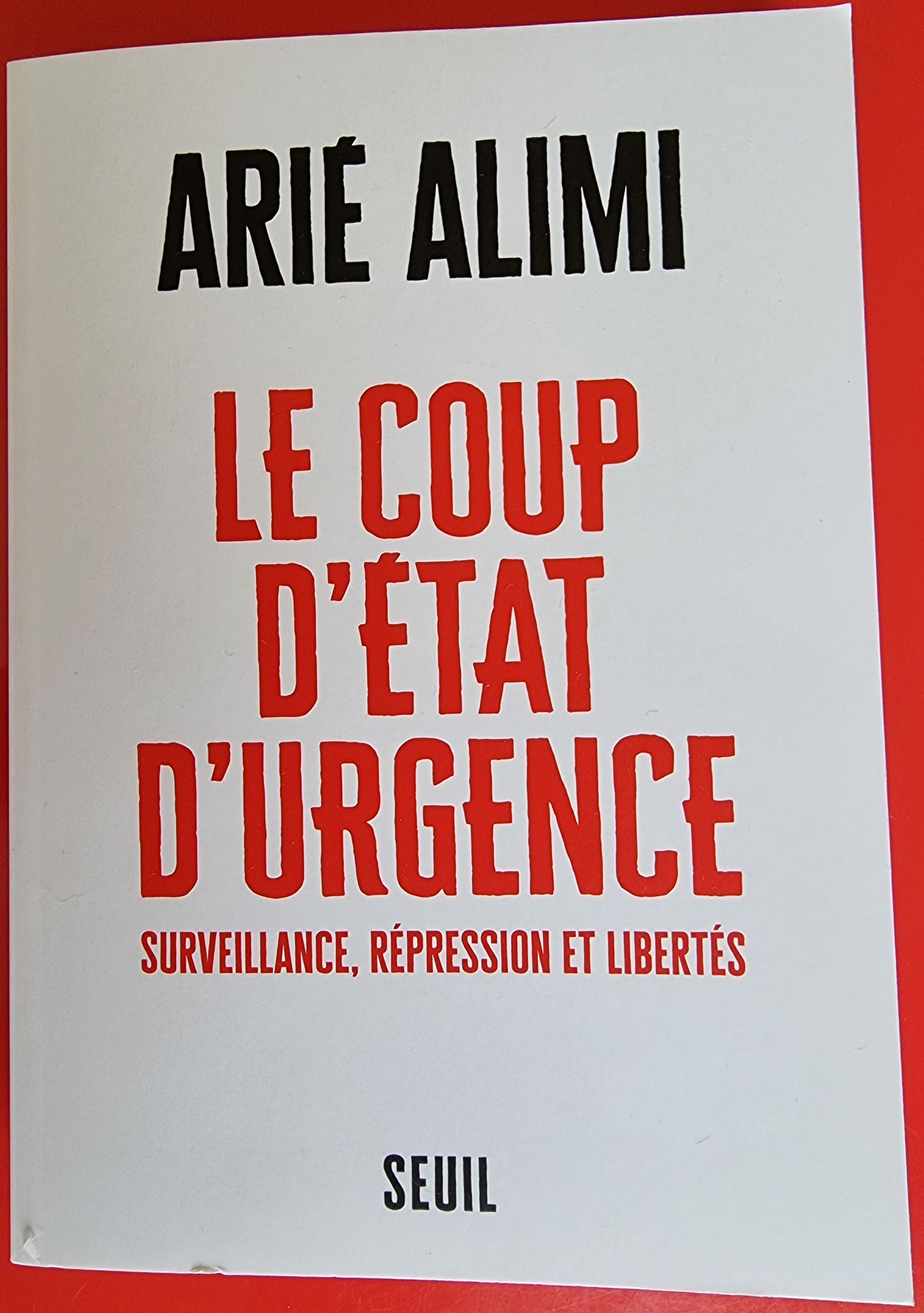 Monsieur Eric DUPOND-MORETTI Va t'il Briser la LOI DU SILENCE ? www.jenesuispasunchien.fr www.jesuisvictime.fr www.jesuispatrick.fr PARJURE & CORRUPTION AU COEUR MÊME DE LA JUSTICE //LES MAFIAS CRIMINELLES EN BANDES ORGANISEES