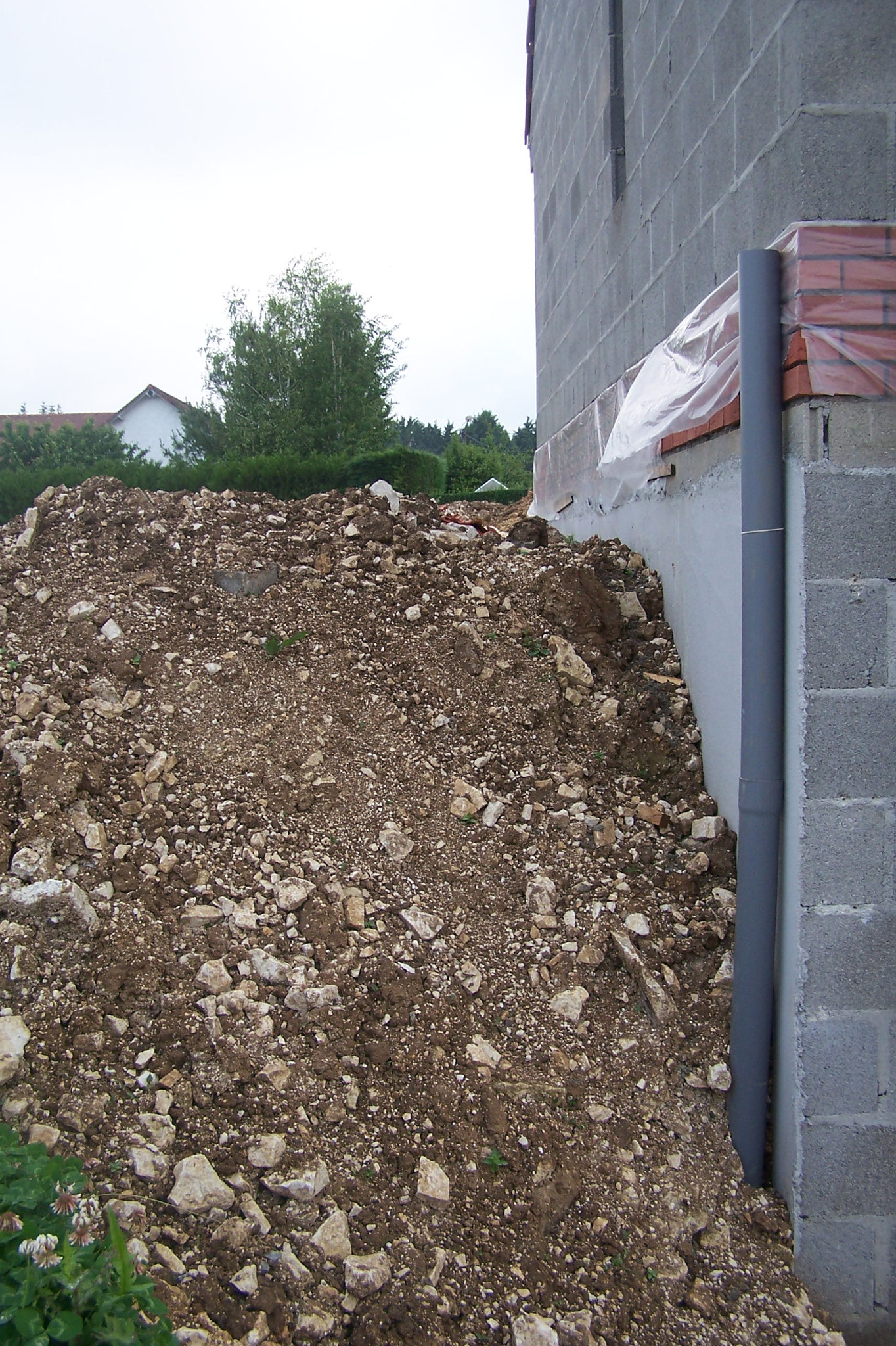 Photo 27 sur 73 AFFAIRE CRIMINELLE en Bande organisées « MES CHERS VOISINS » soit 6256 jours de persécutions criminelles en bandes organisées au cœur même des CARTELS DES HAUTS-DE-FRANCE