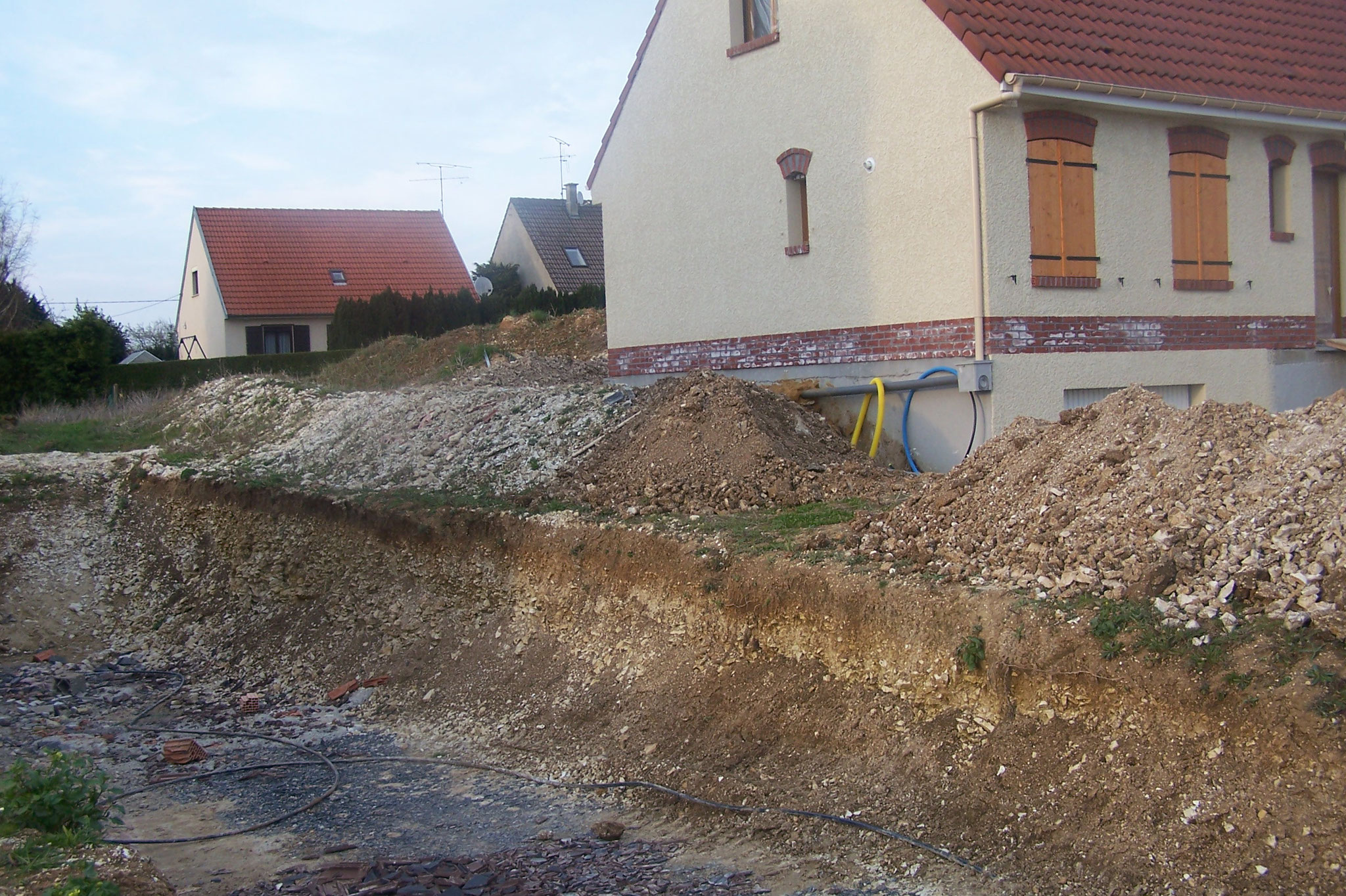 Photo 42 sur 73 AFFAIRE CRIMINELLE en Bande organisées « MES CHERS VOISINS » soit 6256 jours de persécutions criminelles en bandes organisées au cœur même des CARTELS DES HAUTS-DE-FRANCE