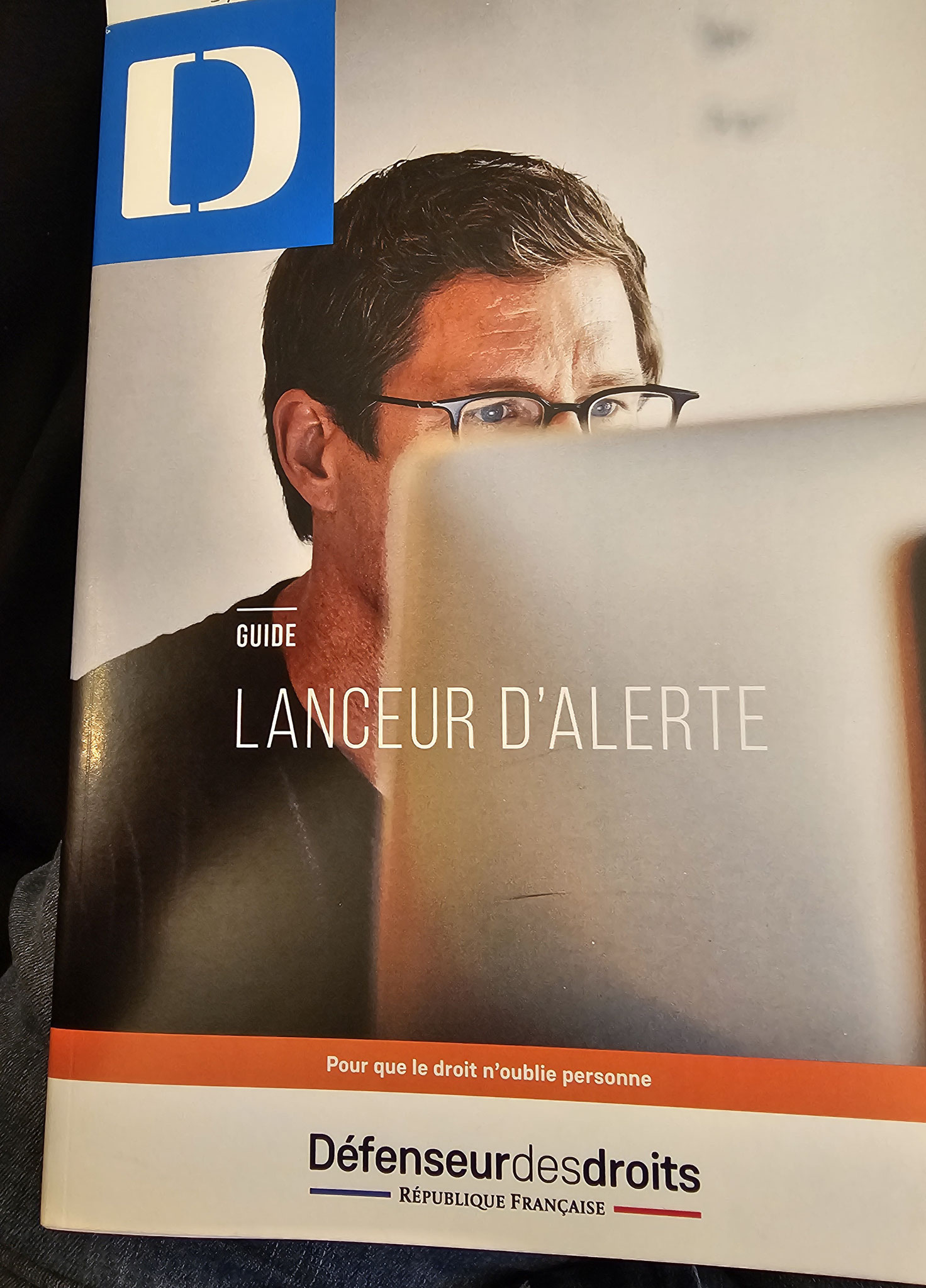 AFFAIRES CRIMINELLES LES BARONS & LES BARONNES DE LA JUSTICE 7177 Jours de persécutions criminelles en bandes organisées #CORRUPTION #VEDETTA #FAUXCRIMINELS en Ecritures Publique www.jesuispatrick.fr www.jesuisvictime.fr www.jenesuispasunchien.fr