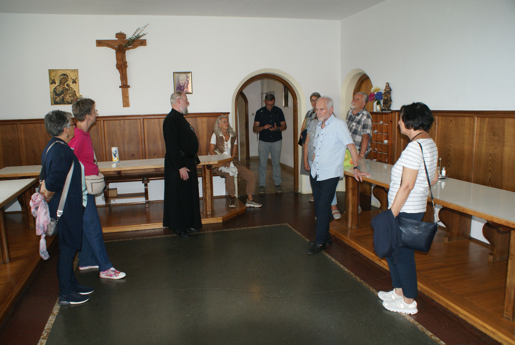 Eine selten gewährte Ehre: Führung durch das Kloster
