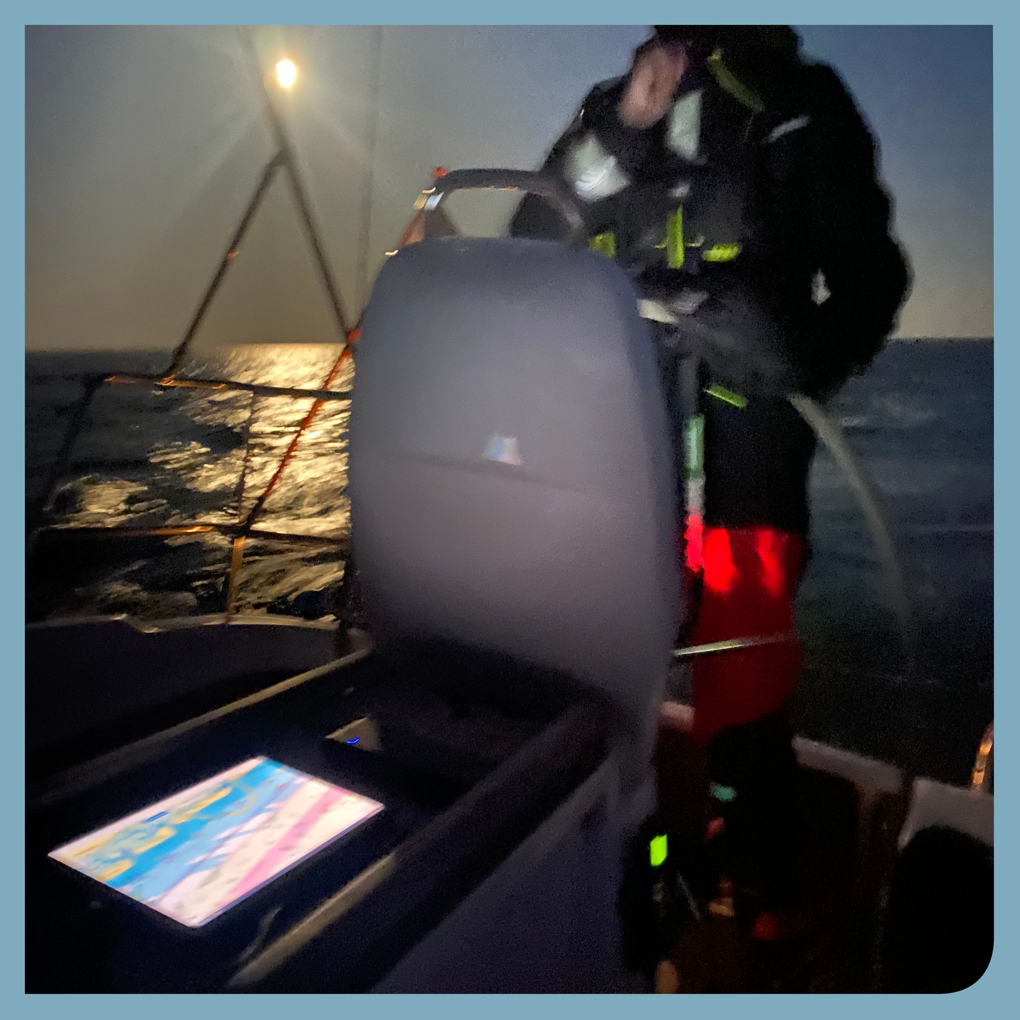 Nachtsegeln bei Vollmond vor Borkum 