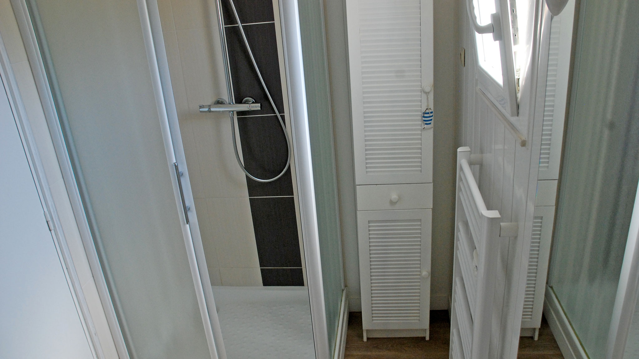 Salle de bains commune