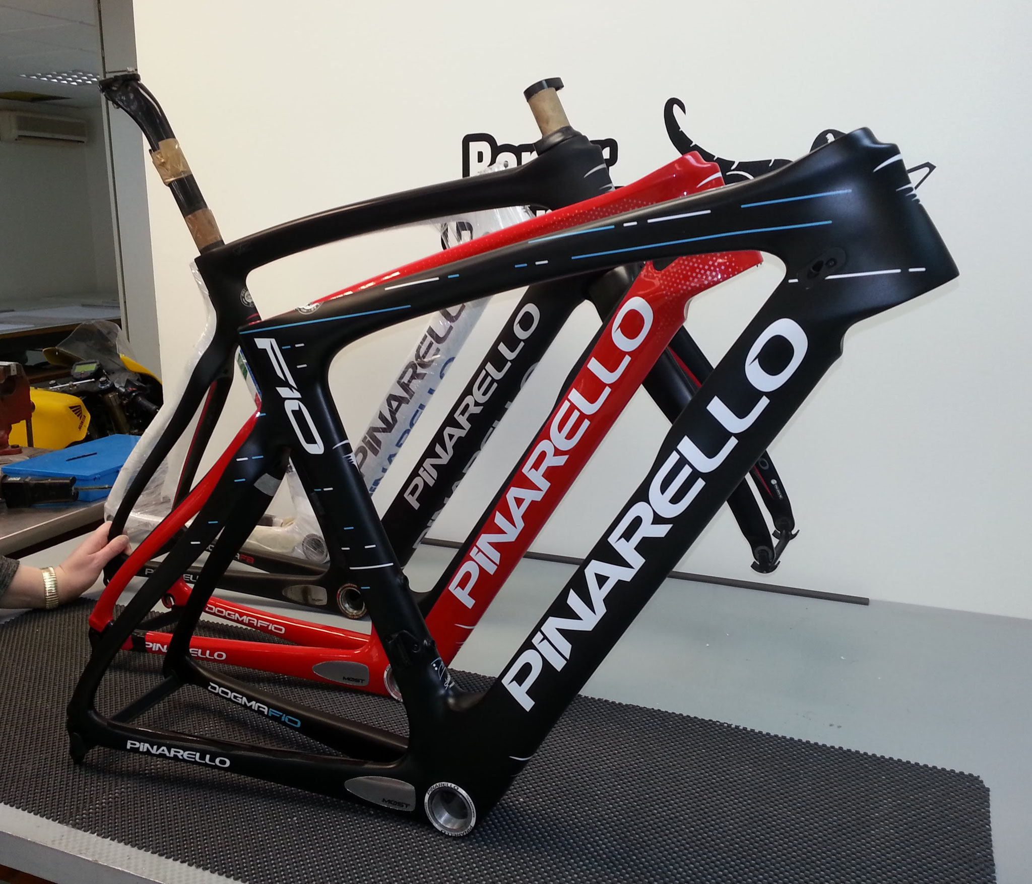 Reparation cadre en carbone Raptor Composites