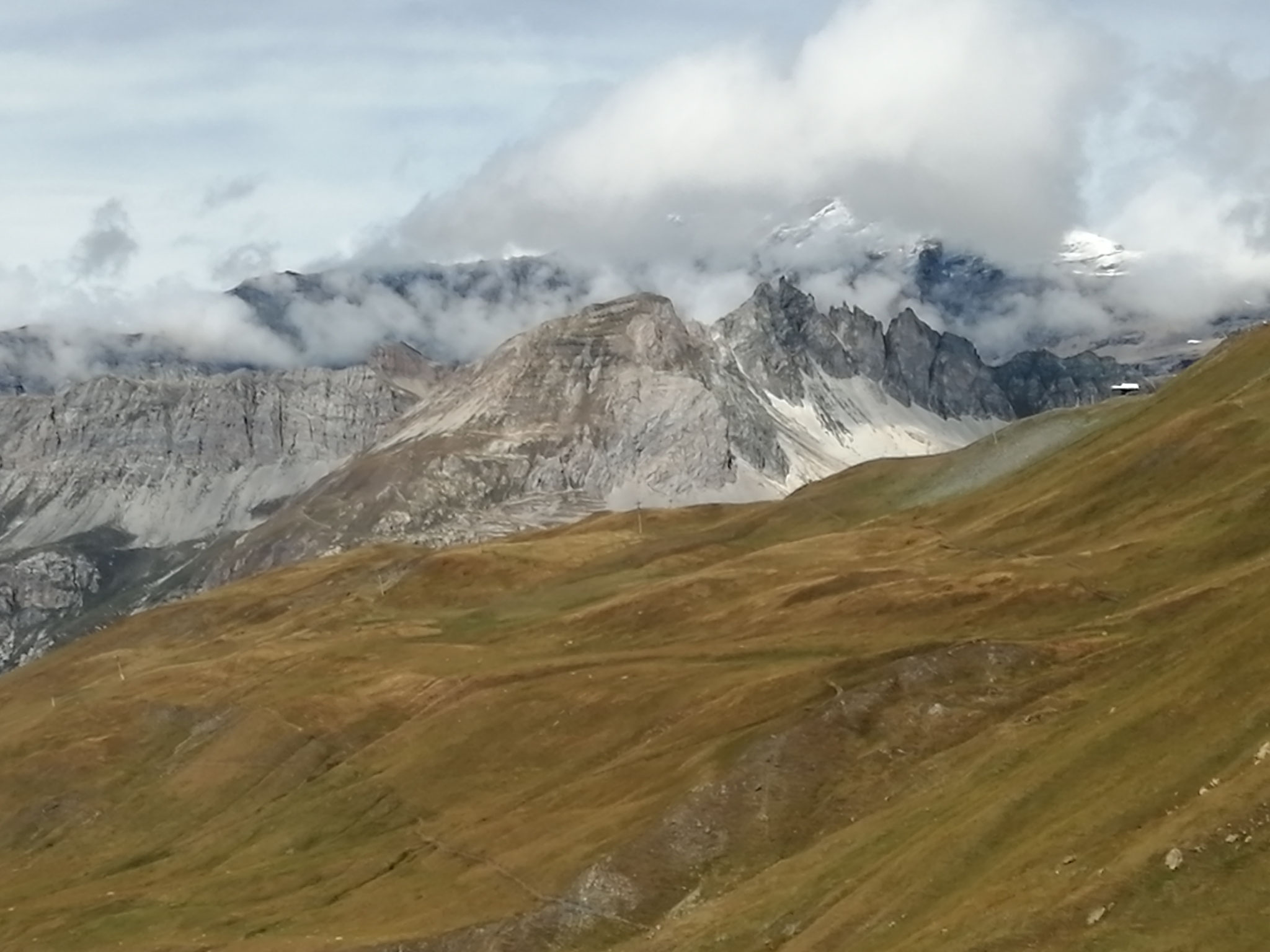 ... mais les nuages sont toujours présents