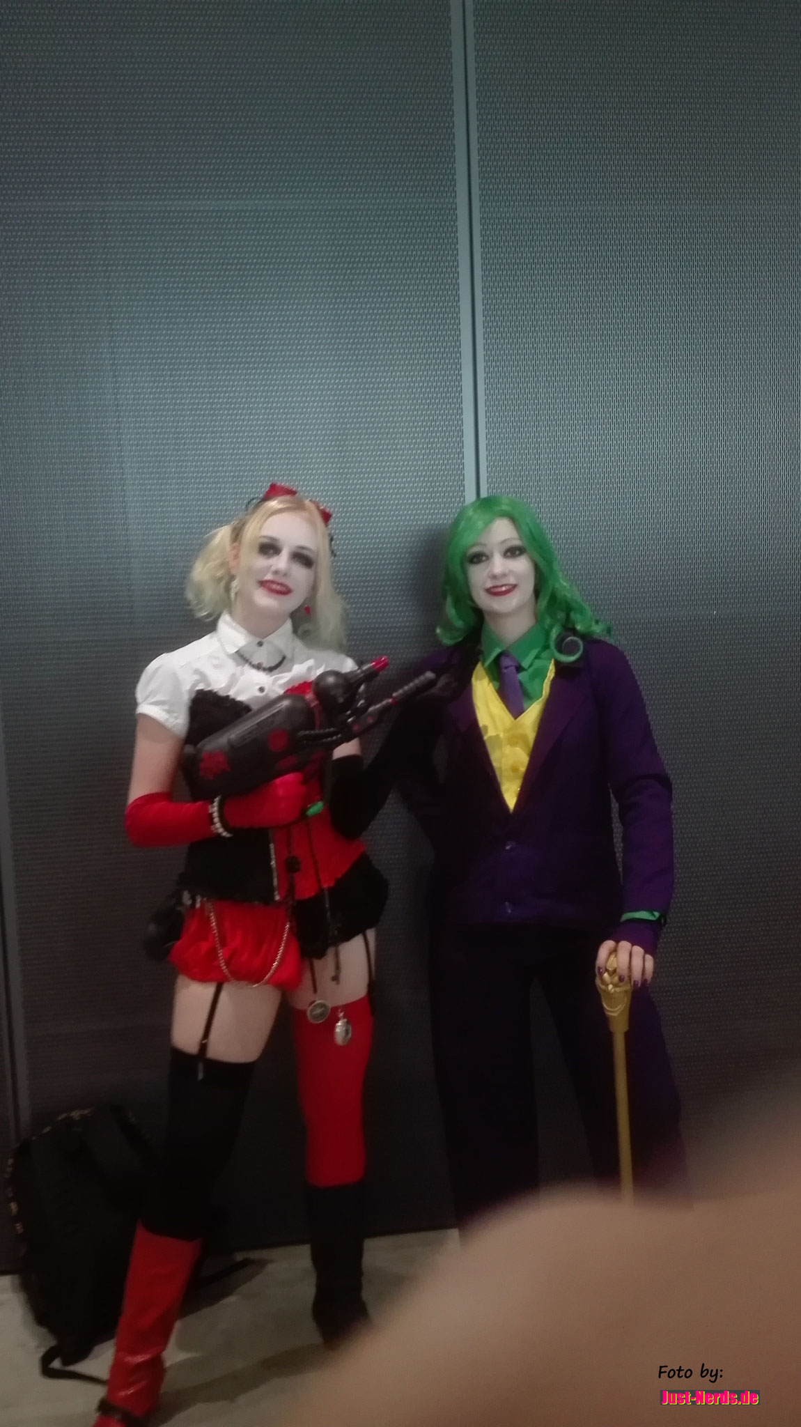 Amateurcosplayer: Supersüß aber ultranervös ;)