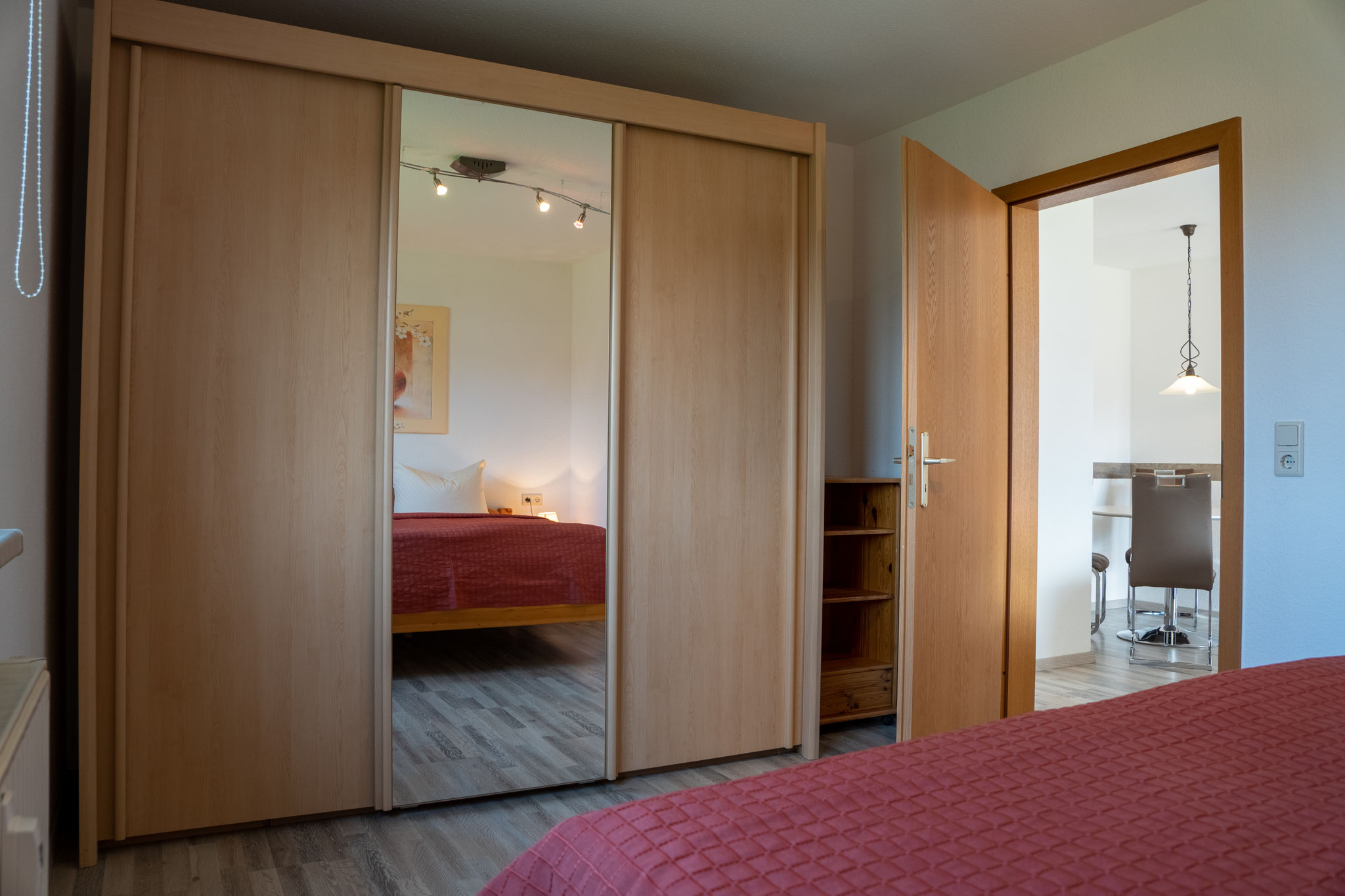 Schlafzimmer 1