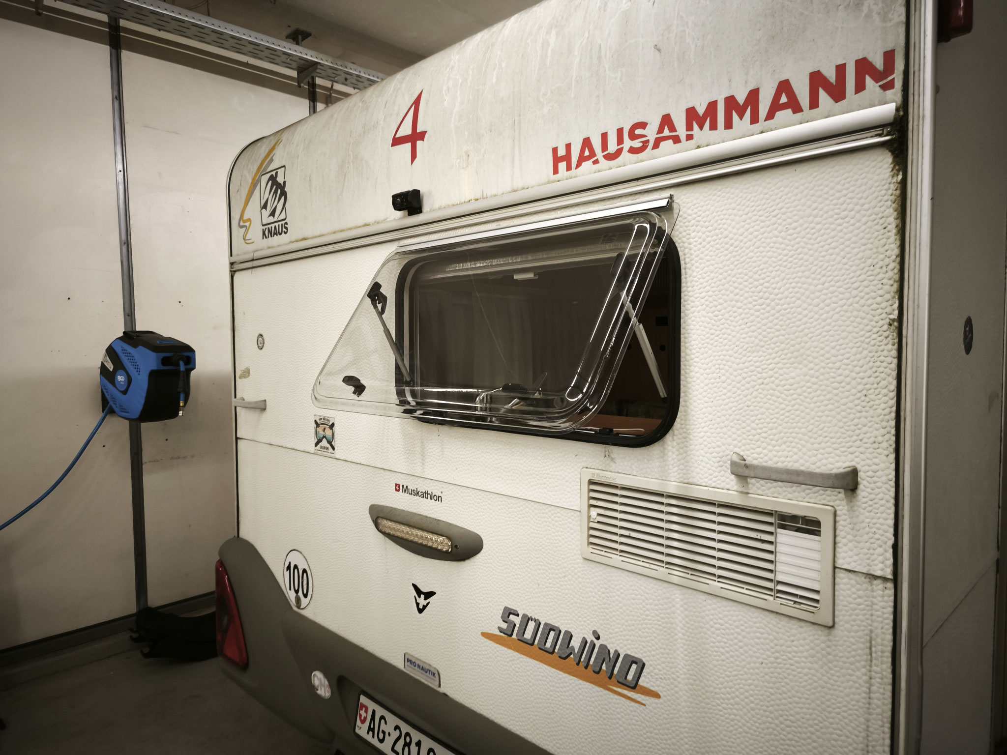 Knaus Südwind - Nachher: Fensteraustausch durch Alternativfenster inkl. neuer Fensterschiene