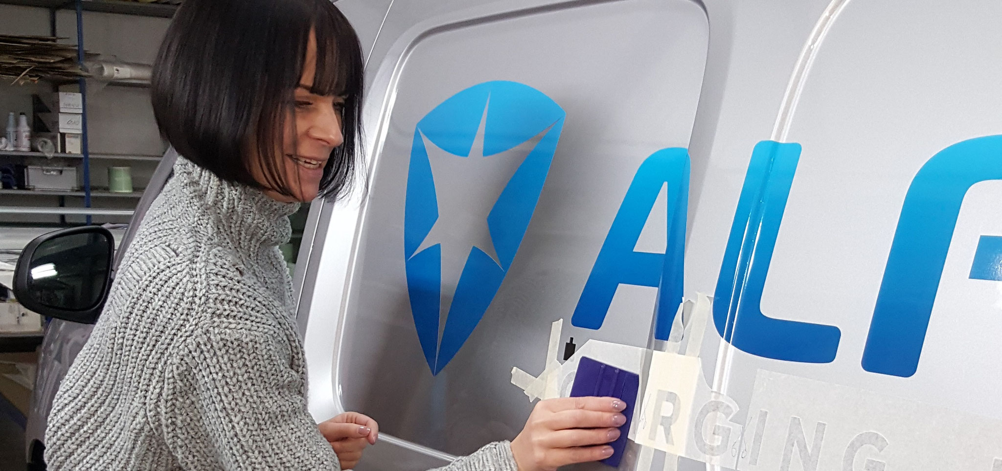 autobelettering-autoreclame-belettering-reclame-vrachtwagenbelettering