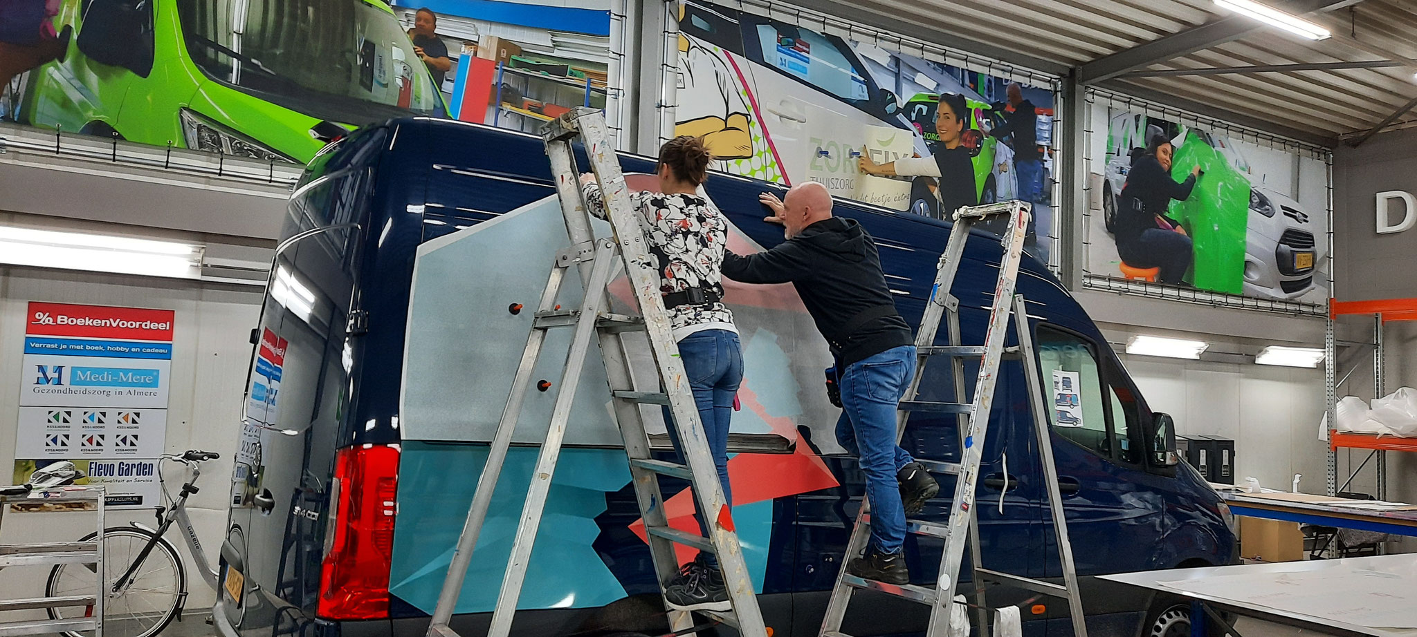 autobelettering-autoreclame-belettering-reclame-vrachtwagenbelettering