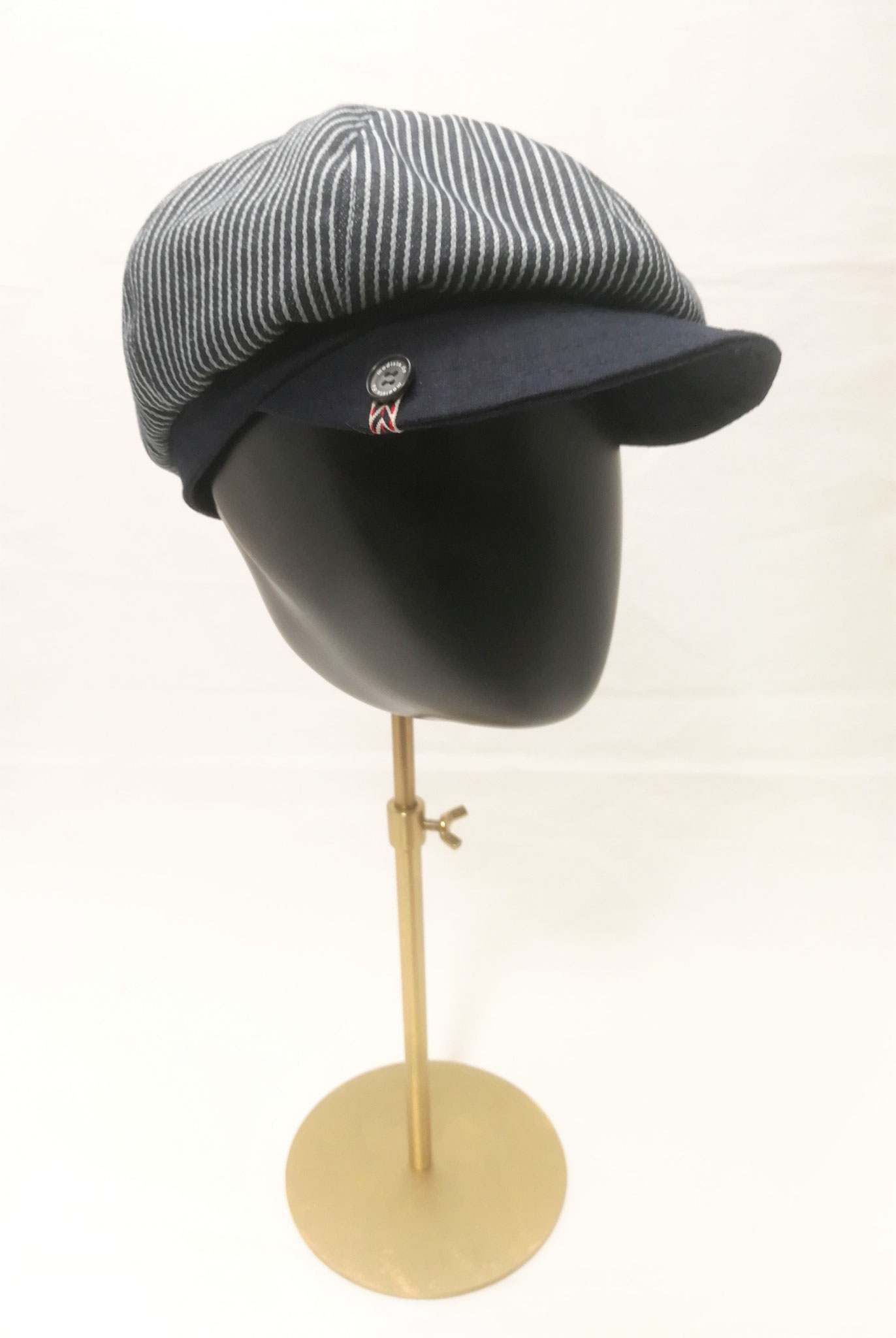 Newsboy Cap, Materialmix aus Jeans und Leinen,  Manufakturarbeit, bestellbar Preis 69,90 €