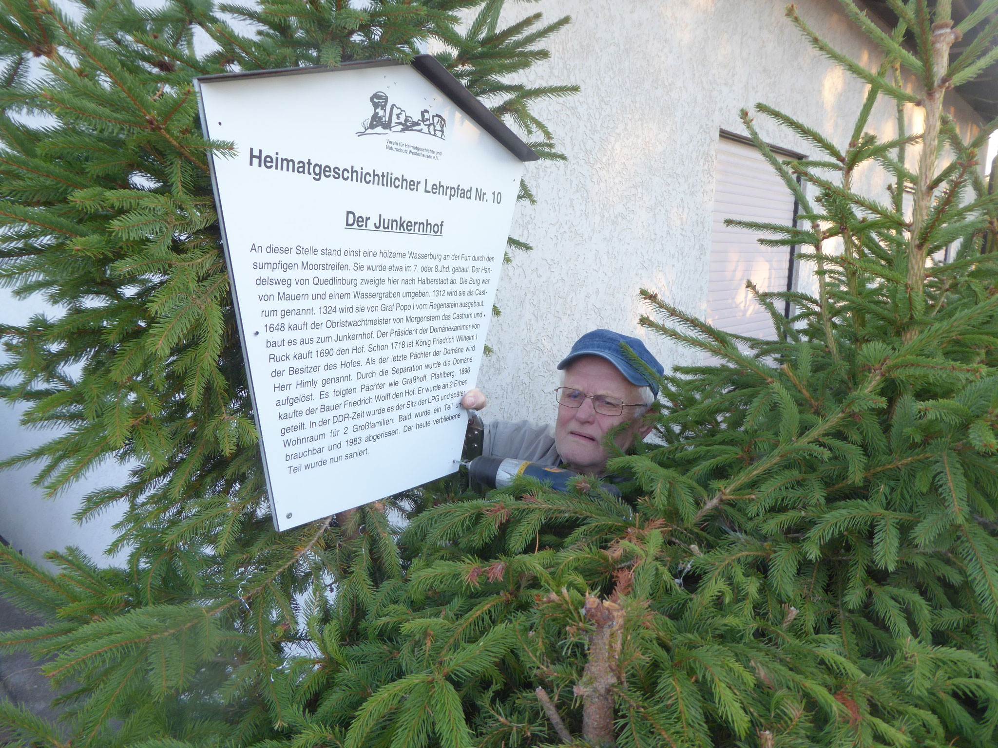 Das Schild vor dem Junkernhof