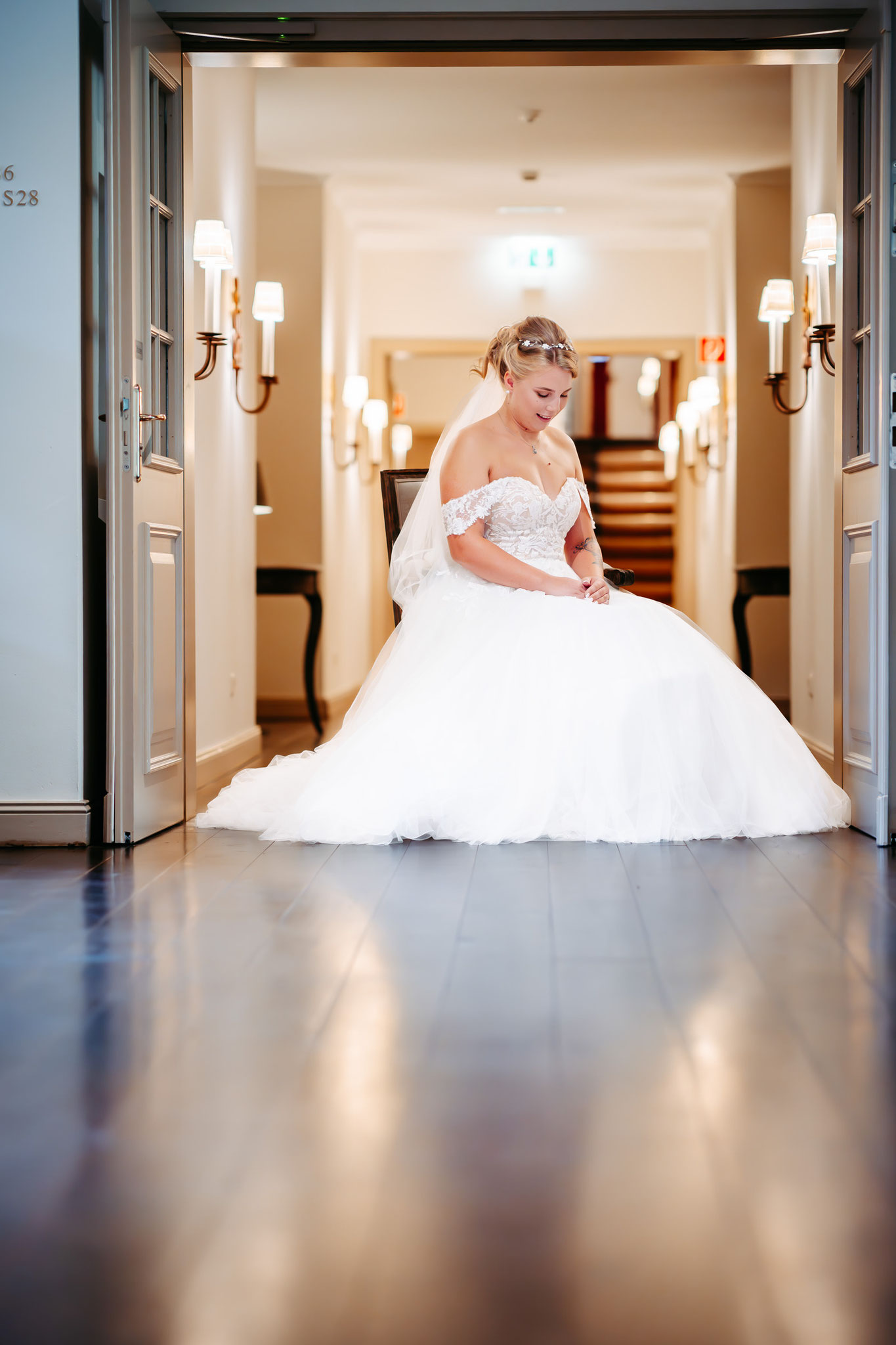 Braut nach der Ankleide im Hotels