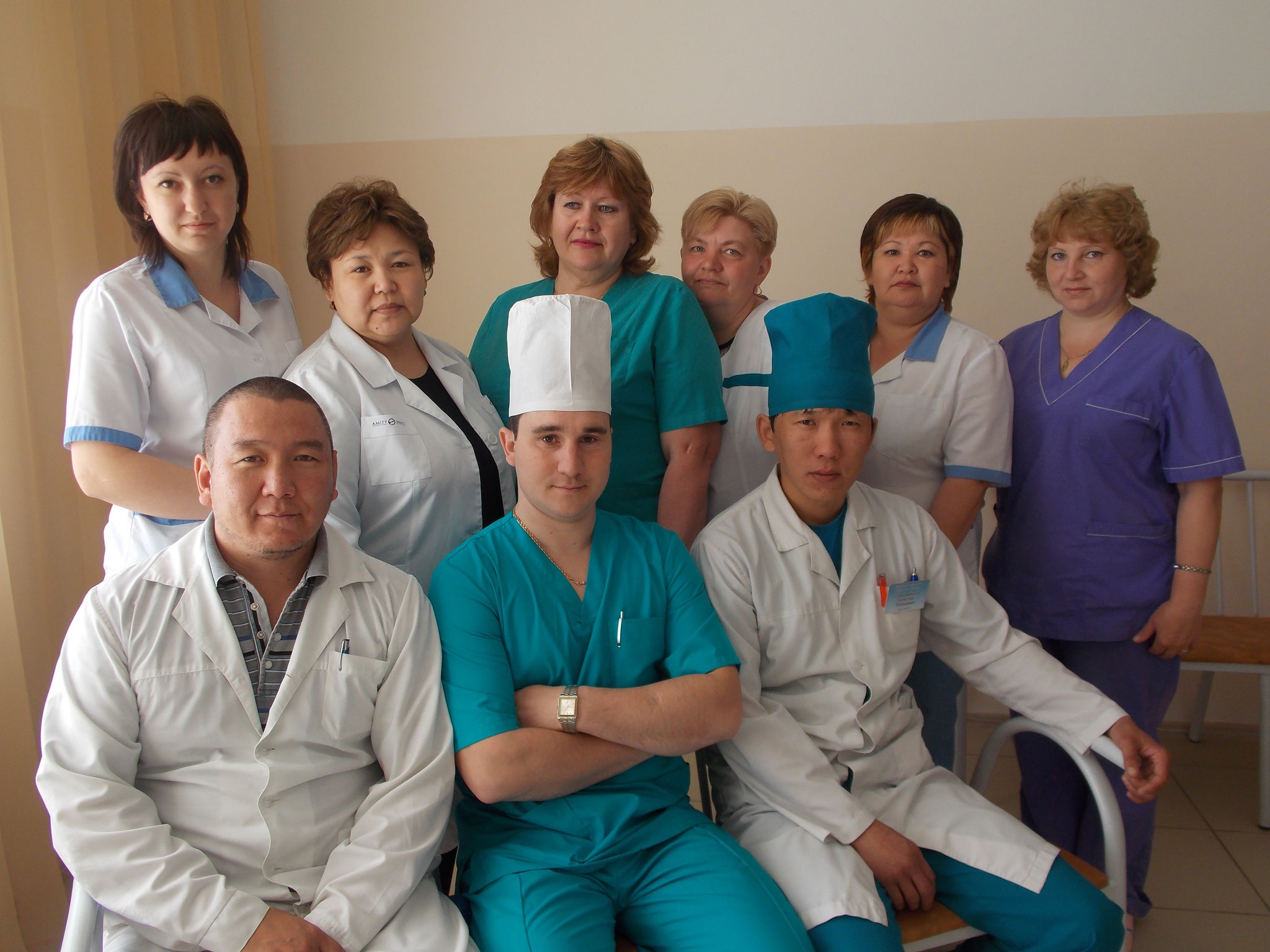 Сотрудники хирургического отделения 2012 год. Фотоархив районной больницы