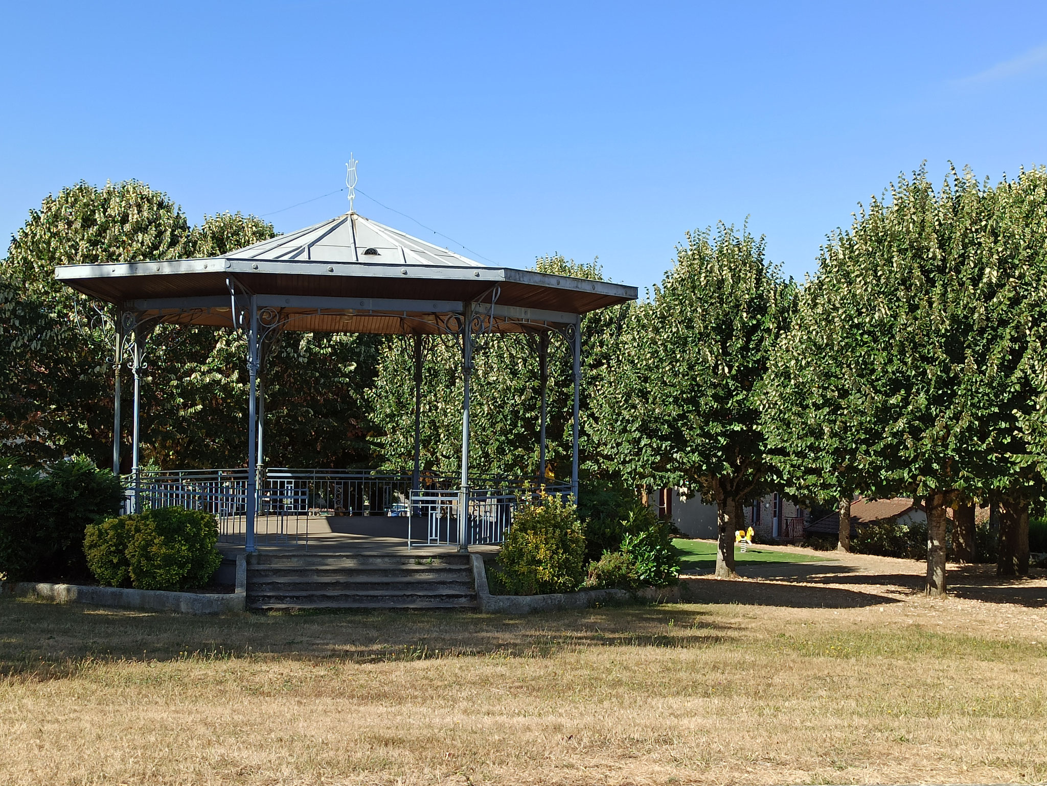 Le kiosque à musique : idéal pour débuter la visite !